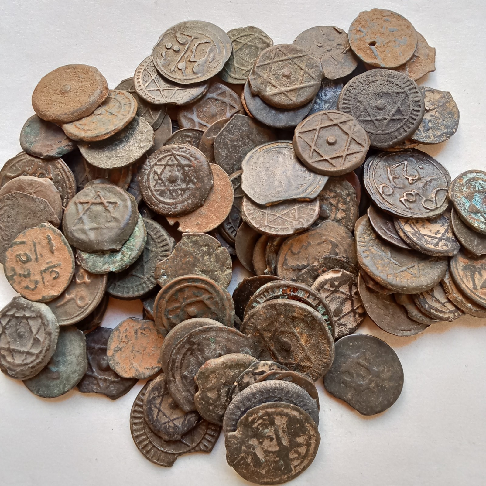 JEWISH BRONZE COIN STAR OF DAVID KING SOLOMON ERA RARE ARTIFACT RANDOM 5 COINS