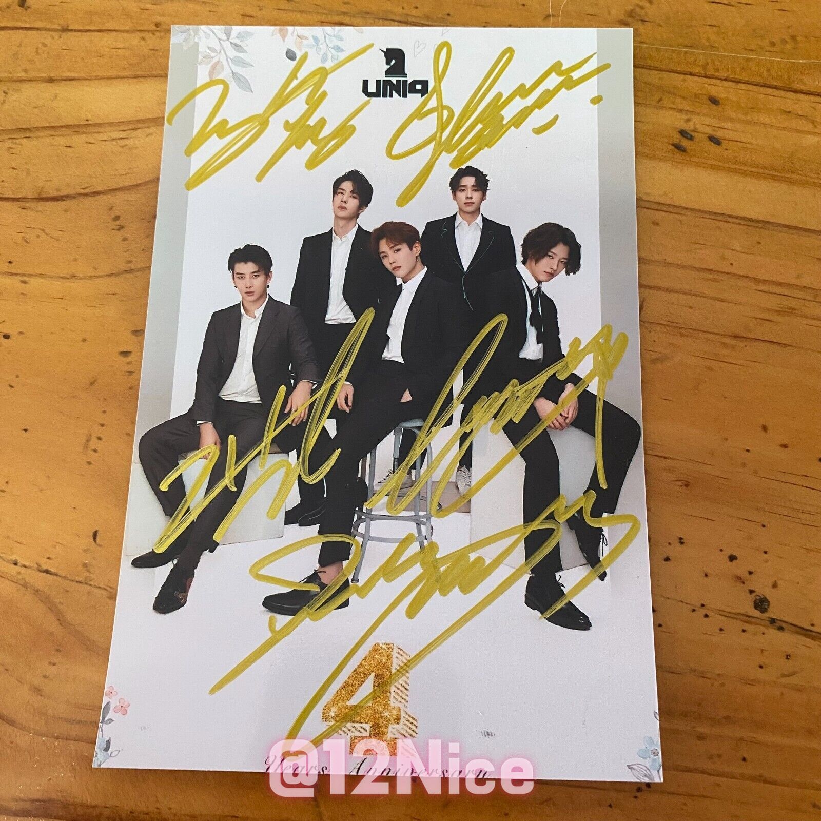UNIQ YIBO Autographed Signed Photo Picture K-POP Autographs Star 4*6 2018 #Nice