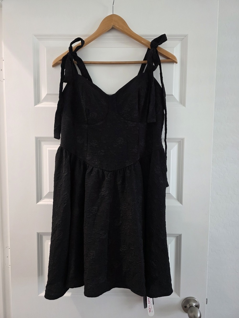 NWT ROMWE Black Jaquard Camie Tie-Strap Mini Dress. Plus Size 1X.