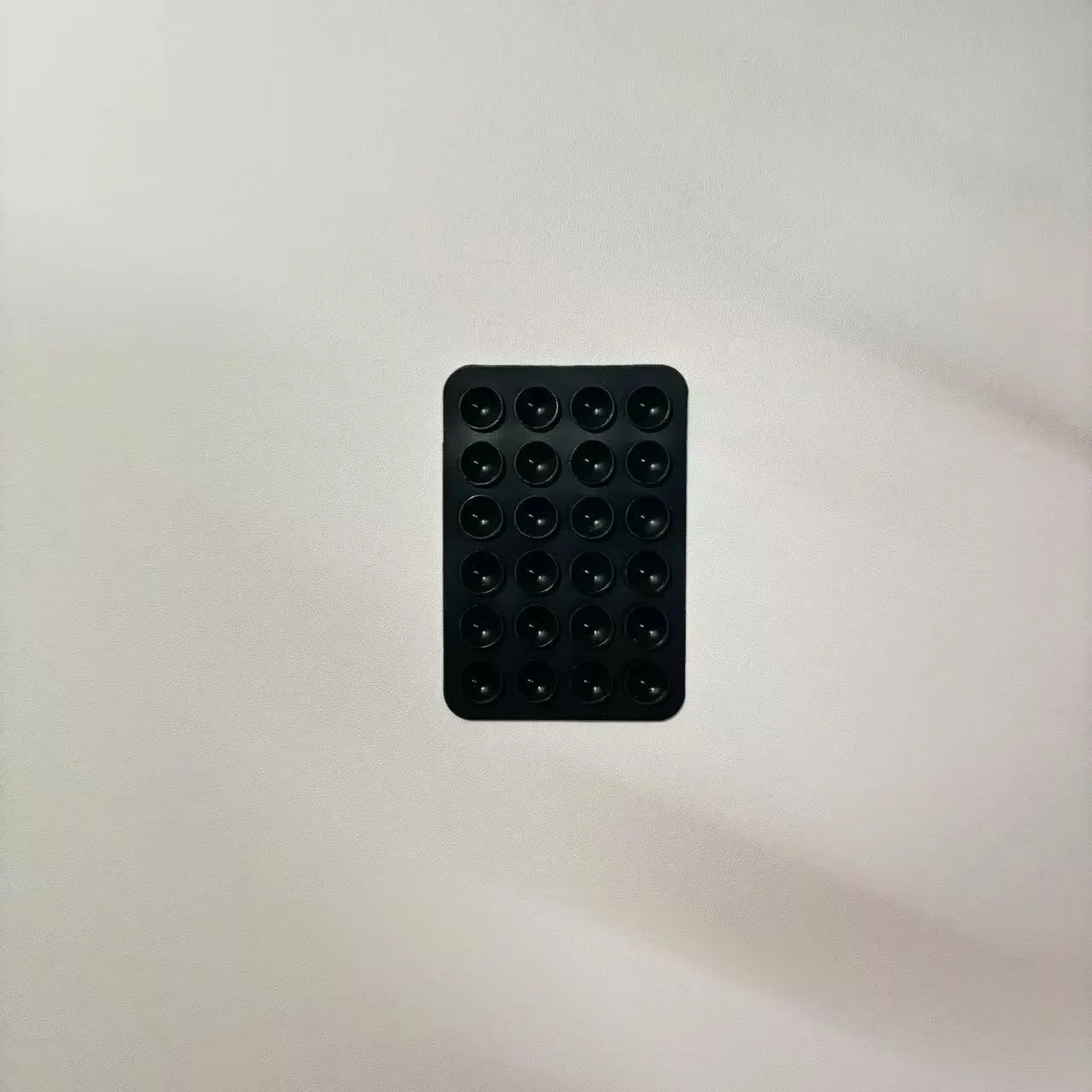24 Silicone Suction Cups Anti Slip Phone Holder Sticker Square Portable 1 Pc 24 Silicone Suction Cups Anti Slip Phone Holder Sticker Square Portable 1 Pc