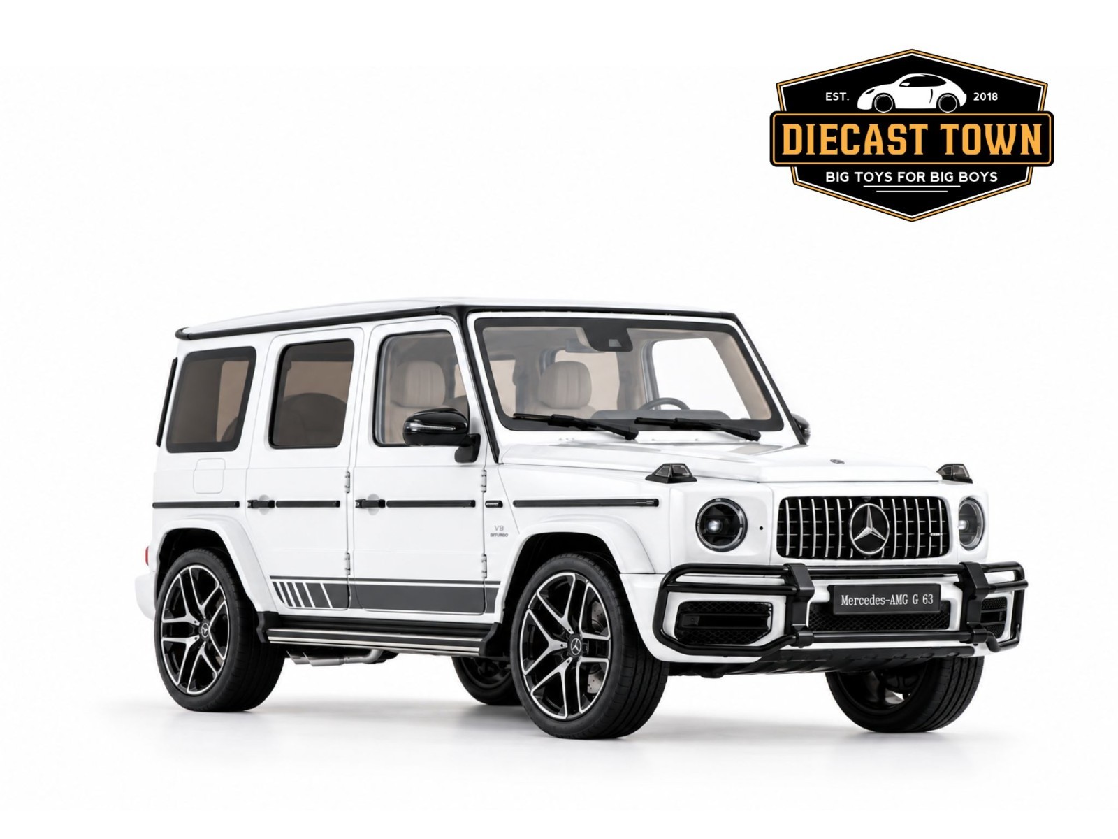 1/18 Almost Real 2019 White Mercedes-AMG G63 (W463) Diecast Model Car 820803