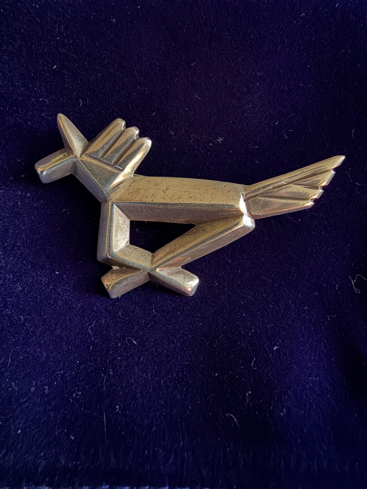 PINE SPRINGS Running Horse Navajo Arts&Crafts Guild Silver 2oz- Pin-Vintage PINE SPRINGS Running Horse Navajo Arts&Crafts Guild Silver 2oz- Pin-Vintage