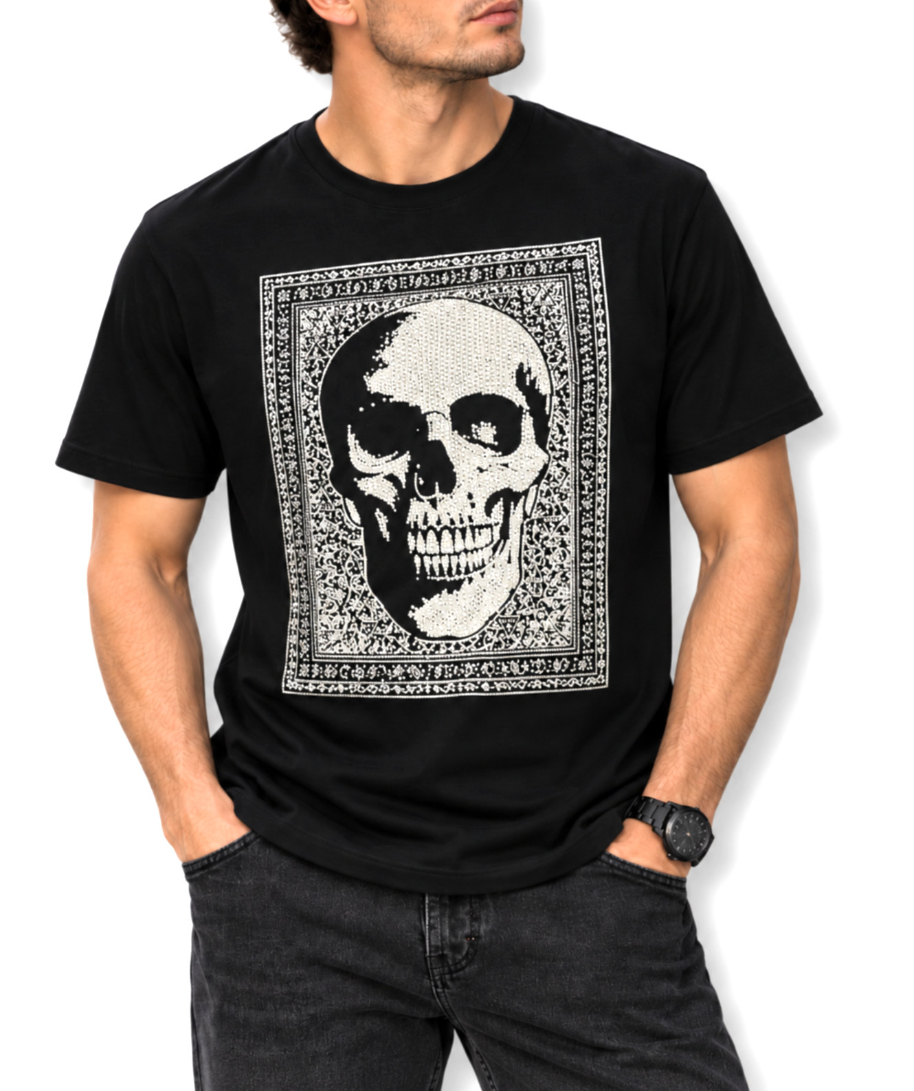 GUESS Men\'s Black Skull Rhinestone Graphic T-Shirt 100% Cotton Size S NWT GUESS Men\'s Black Skull Rhinestone Graphic T-Shirt 100% Cotton Size S NWT