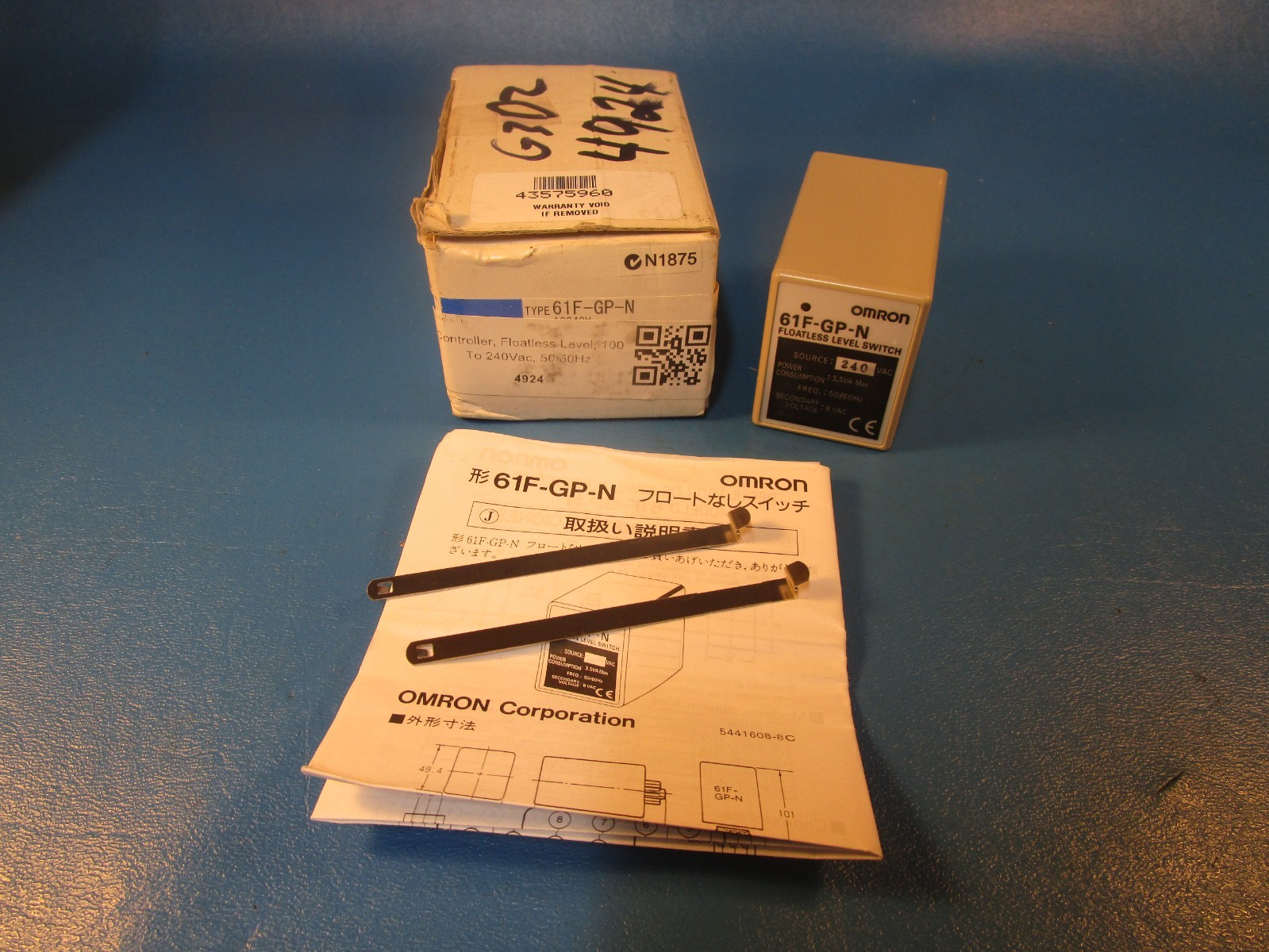 Omron 61F-GP-N, LEVEL SWITCH, FLOATLESS, COMPACT, PLUG IN TYPE, 11 PINS
