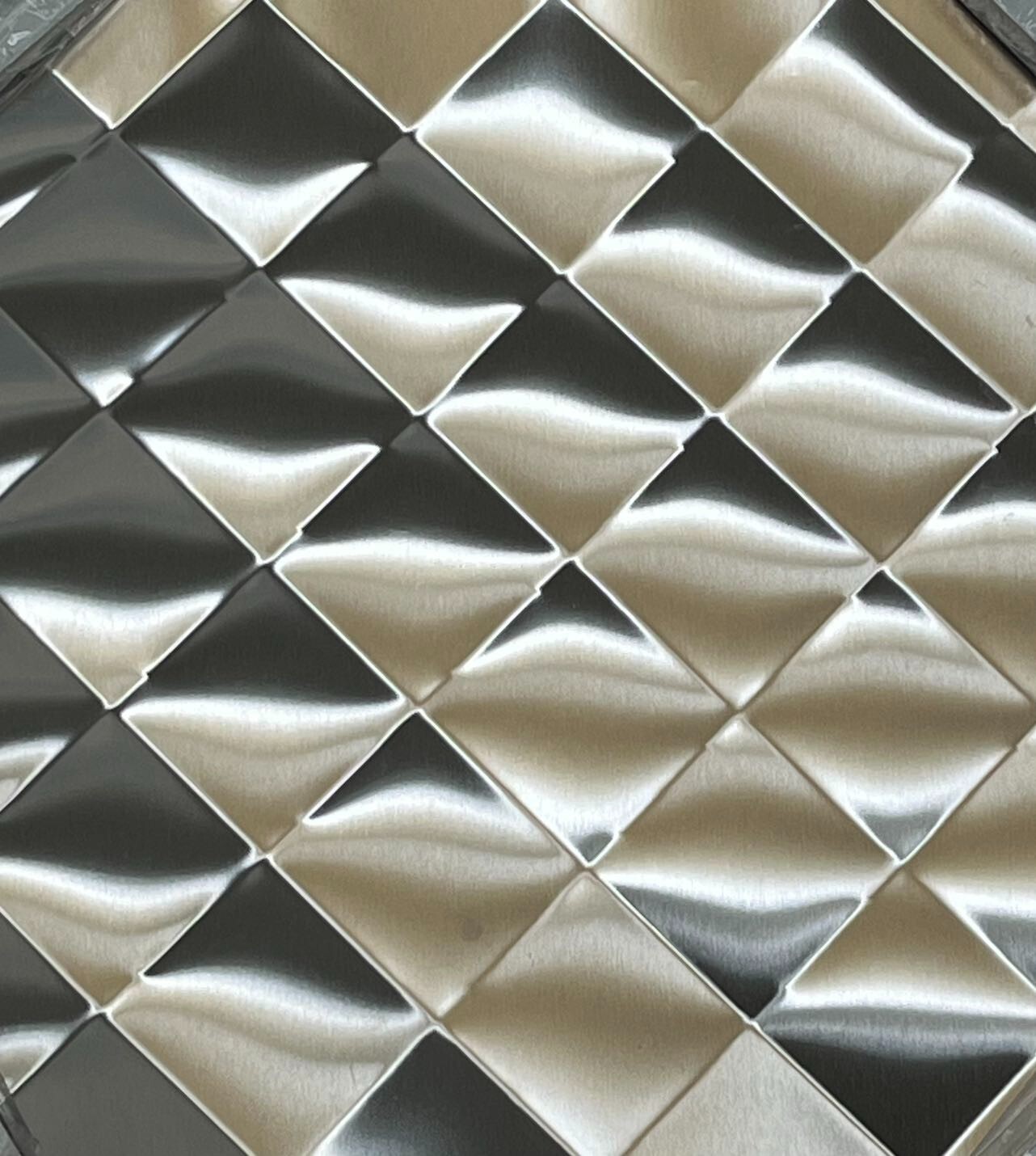 48X120 Diamond Stainless Steel Quilted Wall Back Splash Restaurant Food Truck 48X120 Diamond Stainless Steel Quilted Wall Back Splash Restaurant Food Truck