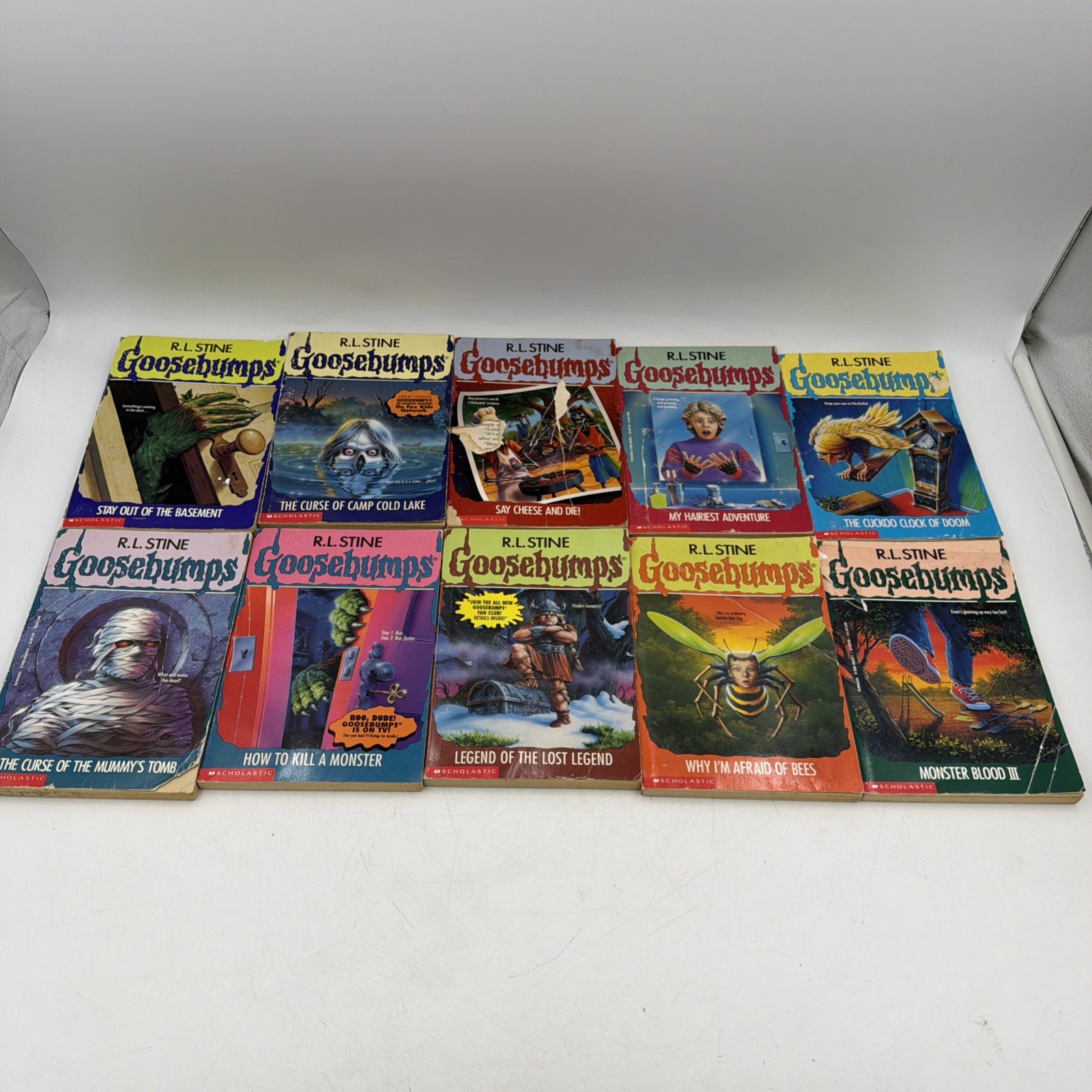 Lot of 10 Vintage R.L. Stine GOOSEBUMPS First Edition Paperback Books FAST SHIP Lot of 10 Vintage R.L. Stine GOOSEBUMPS First Edition Paperback Books FAST SHIP
