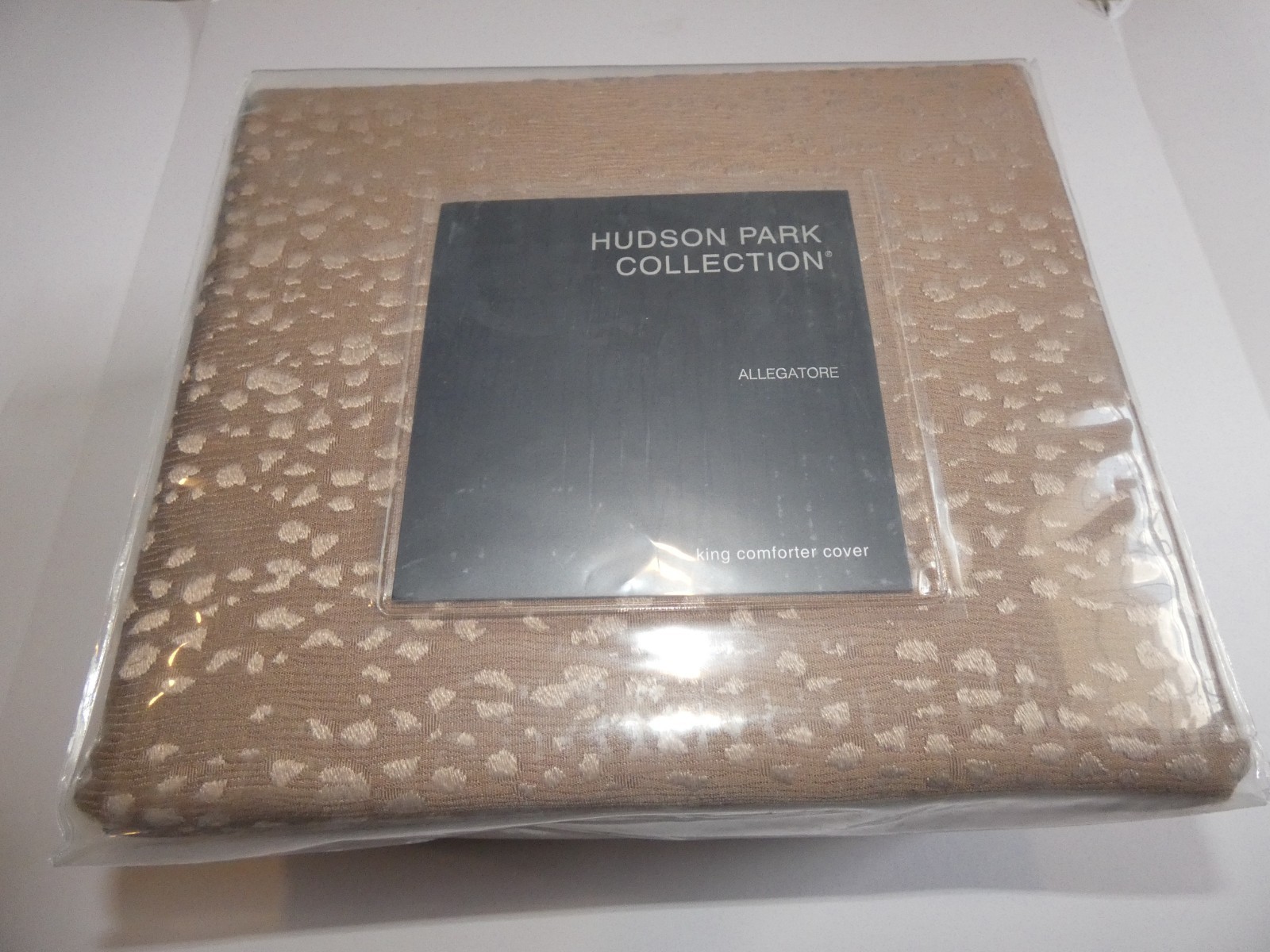 New Hudson Park Collection King Comforter Cover Allegatore Duvet New Hudson Park Collection King Comforter Cover Allegatore Duvet
