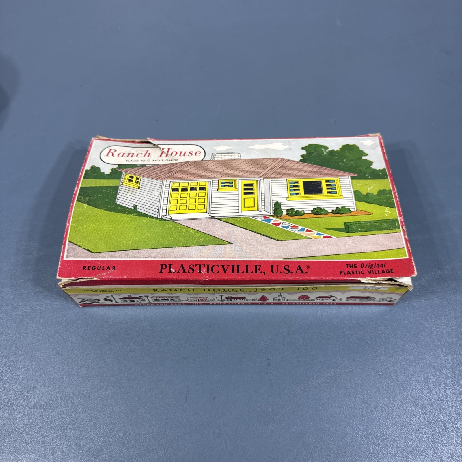 VINTAGE  PLASTICVILLE  U.S.A. RANCH  HOUSE  MODEL   KIT -    W/BOX