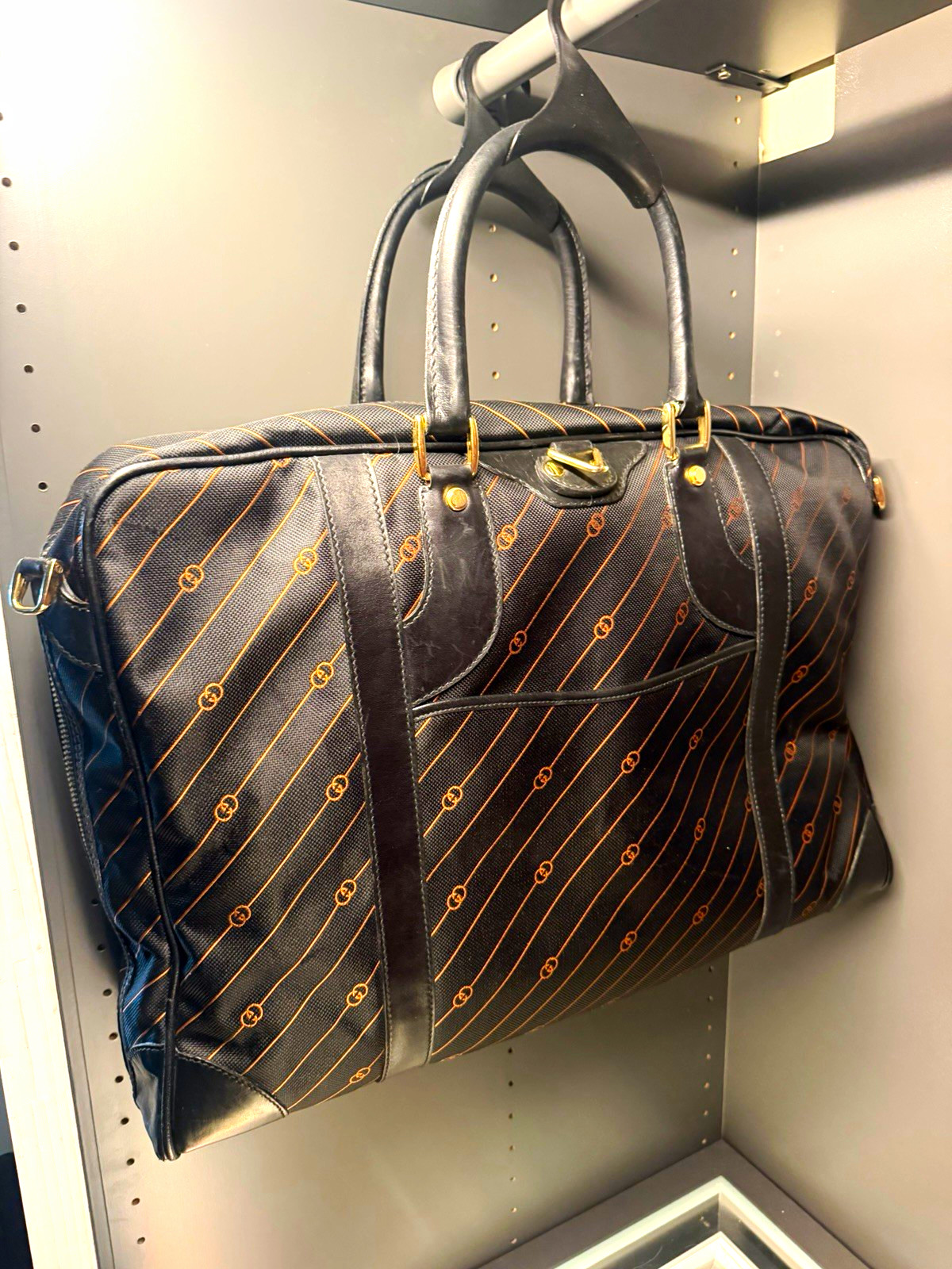 RARE* 70’s Vintage Black Gucci Diagonal GG “Shooting Star” Wardrobe Bag RARE* 70’s Vintage Black Gucci Diagonal GG “Shooting Star” Wardrobe Bag