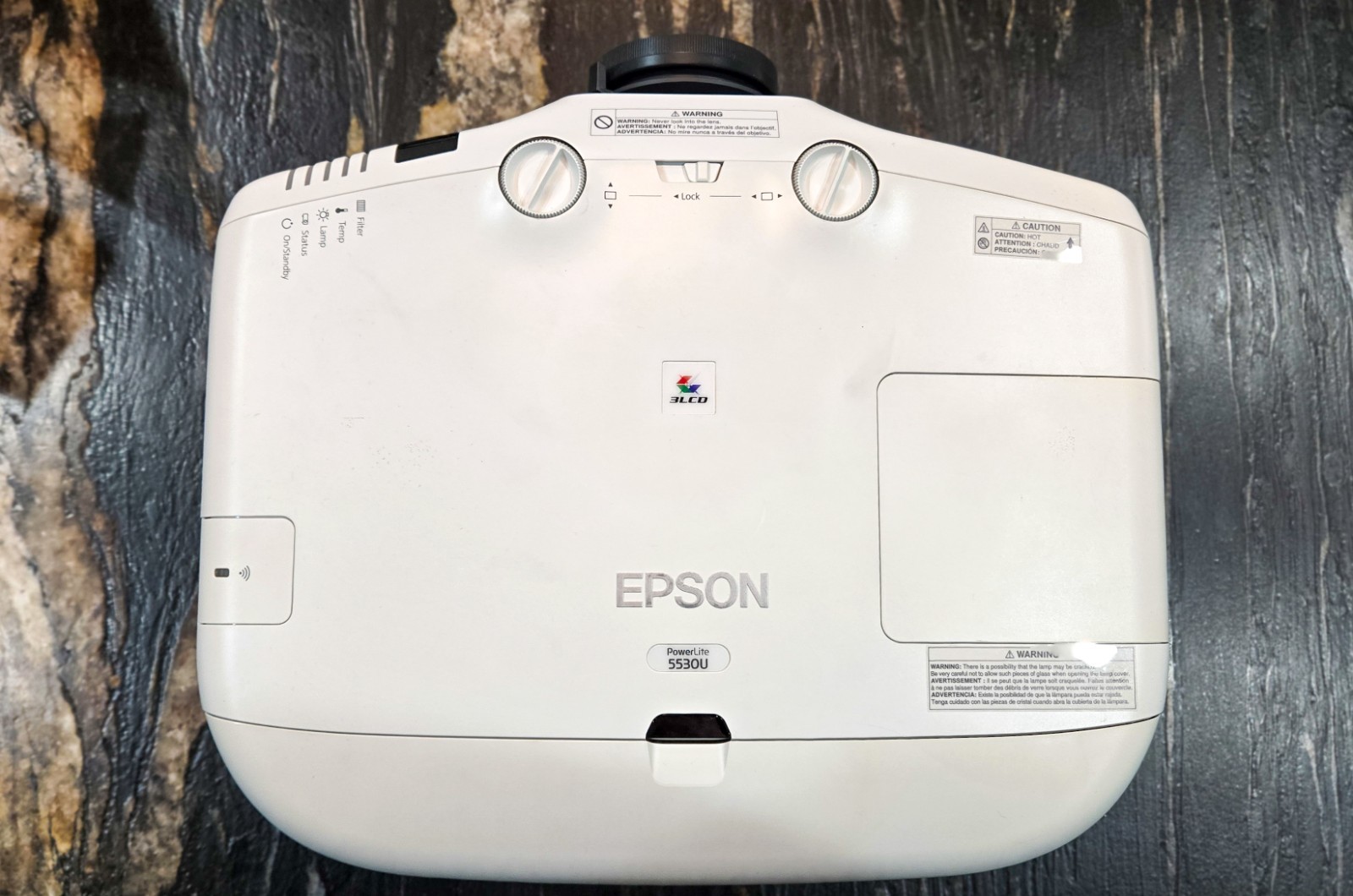 Epson PowerLite 5530U WUXGA 5500-Lumen 3LCD Projector Low Lamp Hours
