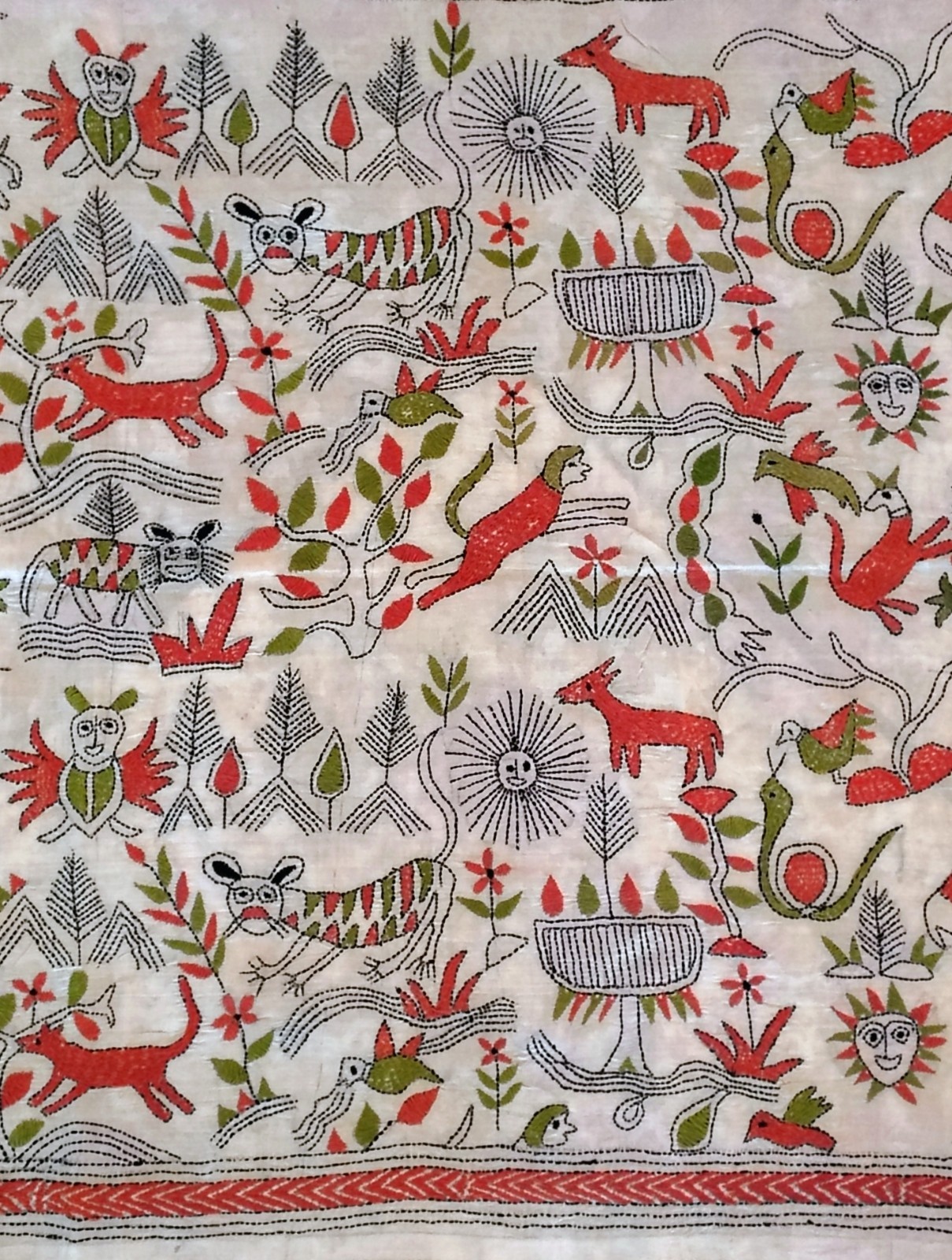 Vintage Beautiful Folk Art Indigenous Hand made Embroidered Cloth 22\ Vintage Beautiful Folk Art Indigenous Hand made Embroidered Cloth 22\