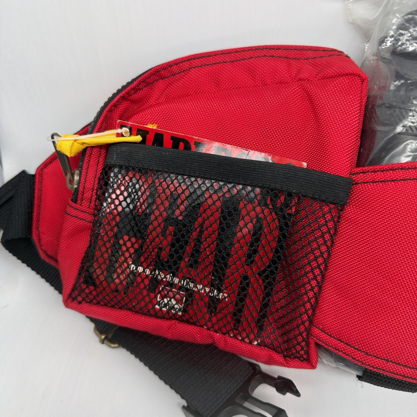 Vintage Marlboro Gear Fanny Pack W/ Original Water Bottle-Excellent w/Plastic Vintage Marlboro Gear Fanny Pack W/ Original Water Bottle-Excellent w/Plastic