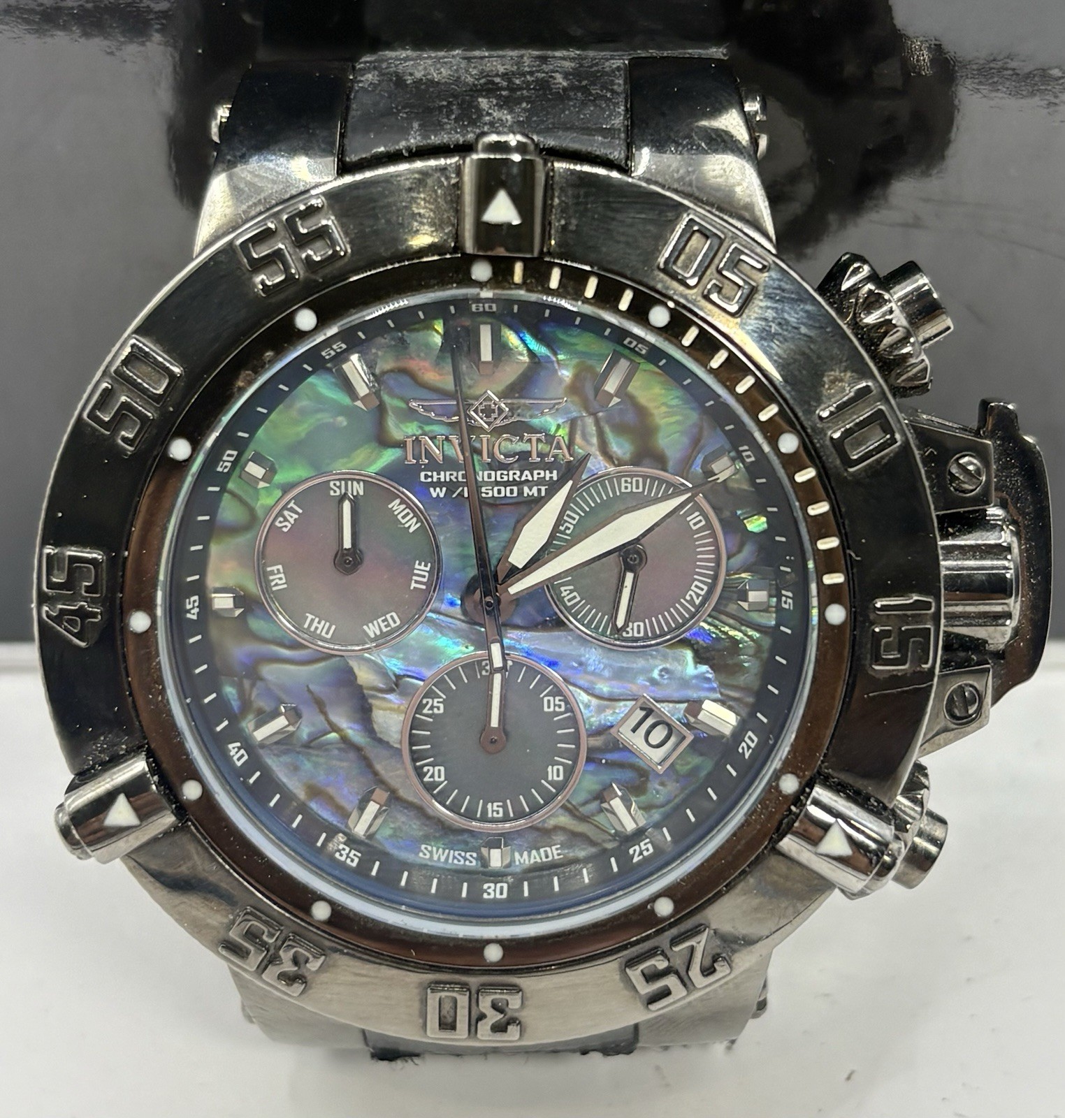 Invicta Subaqua Mens Model 90140 Swiss Quartz Movement Abalon Working