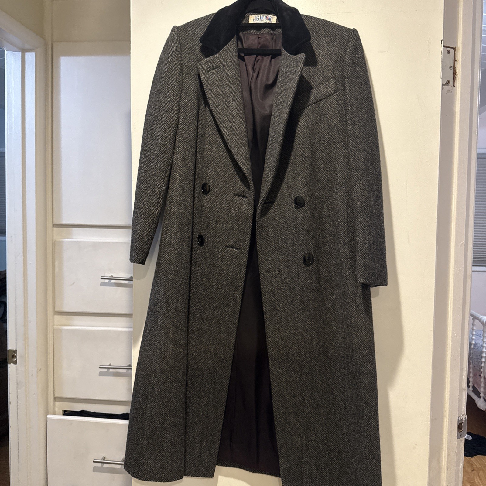 Vintage J.G. Hook Made USA  Women\'s 100%  Wool Long Coat S-M