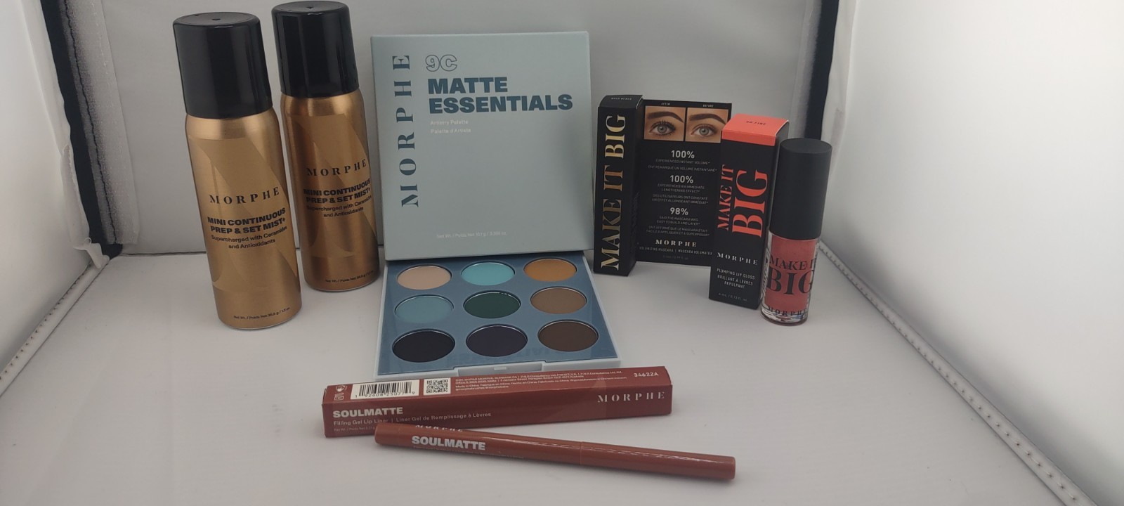 Morphe 9C + 5 Piece Set Morphe 9C + 5 Piece Set