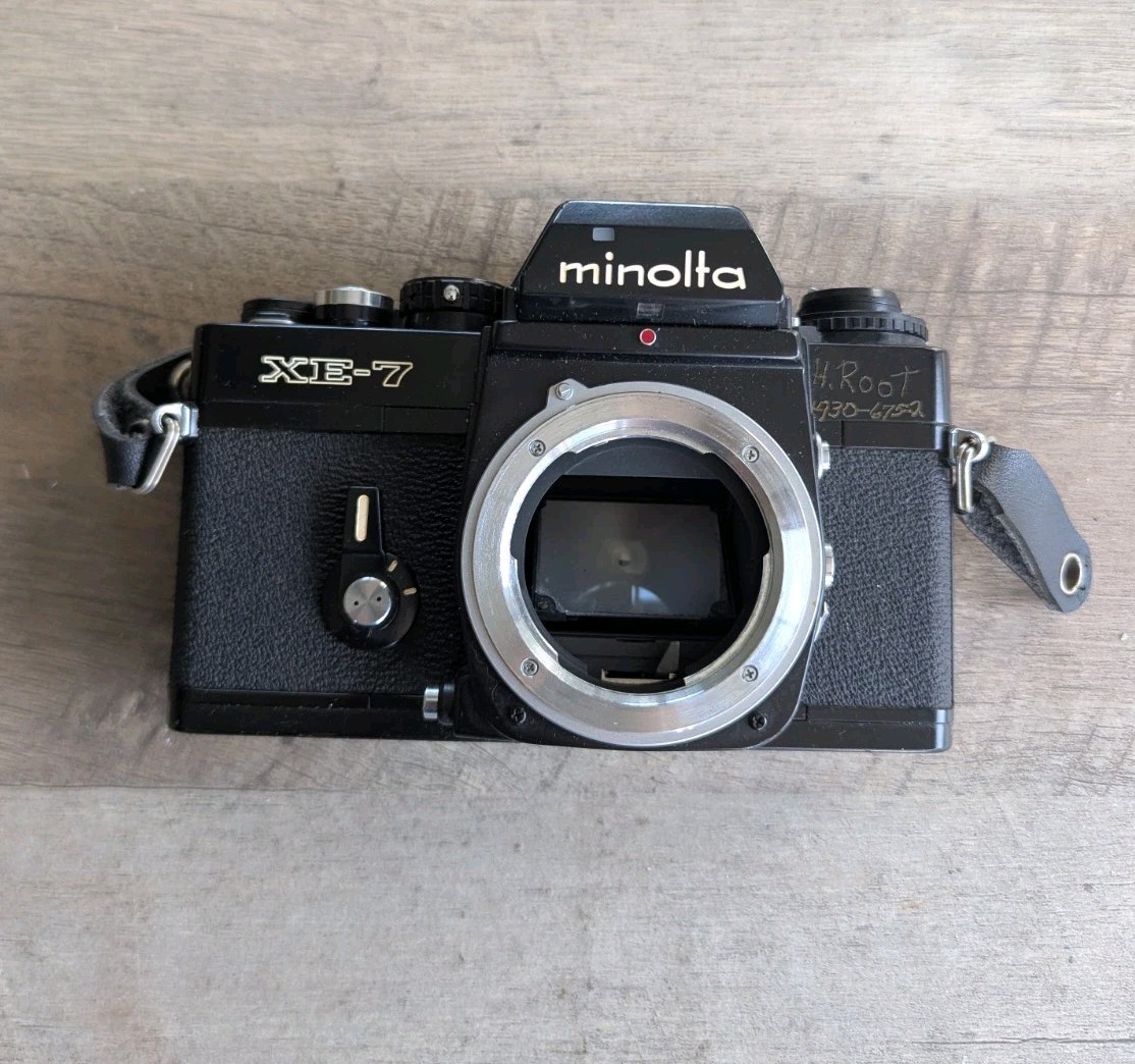 Minolta XE-7 35mm SLR Vintage Film Camera Body Only (Tested) Minolta XE-7 35mm SLR Vintage Film Camera Body Only (Tested)