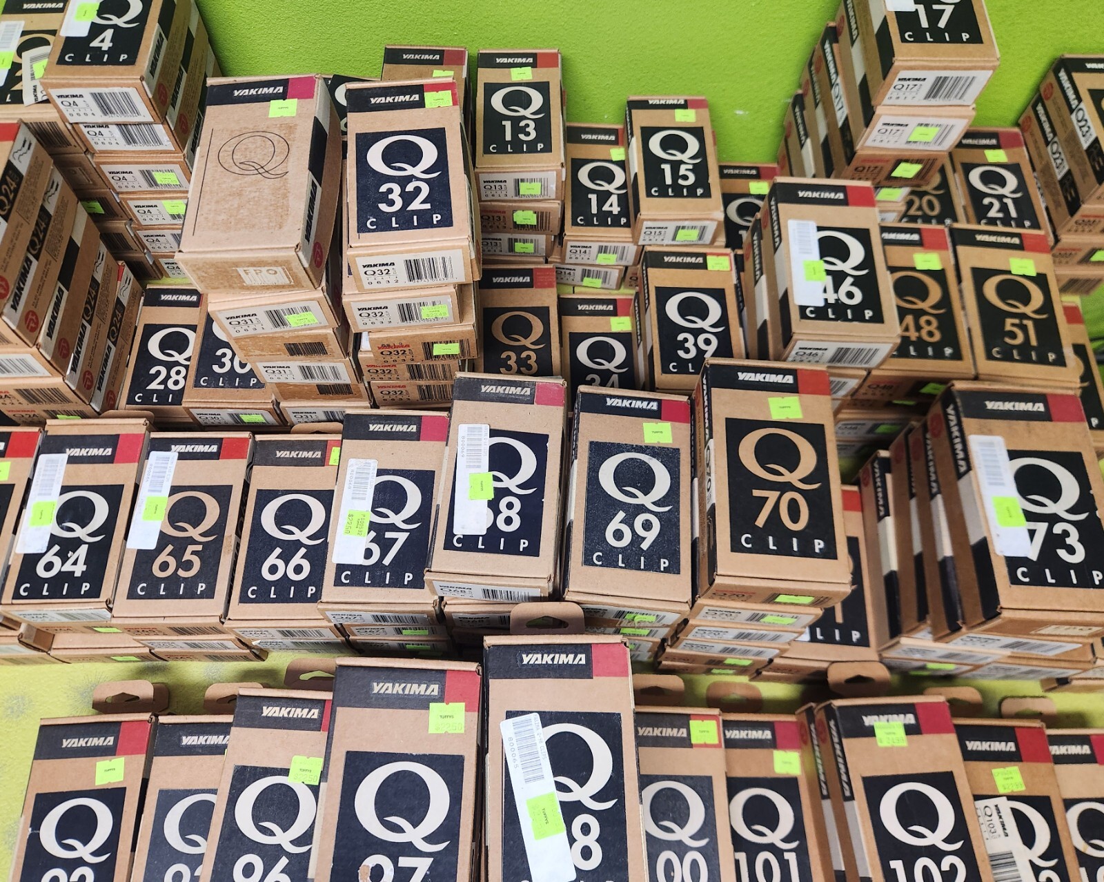 NOS Yakima Q Clips Authentic Yakima Q-Clip Sets SAME OR NEXT DAY SHIP NOS Yakima Q Clips Authentic Yakima Q-Clip Sets SAME OR NEXT DAY SHIP