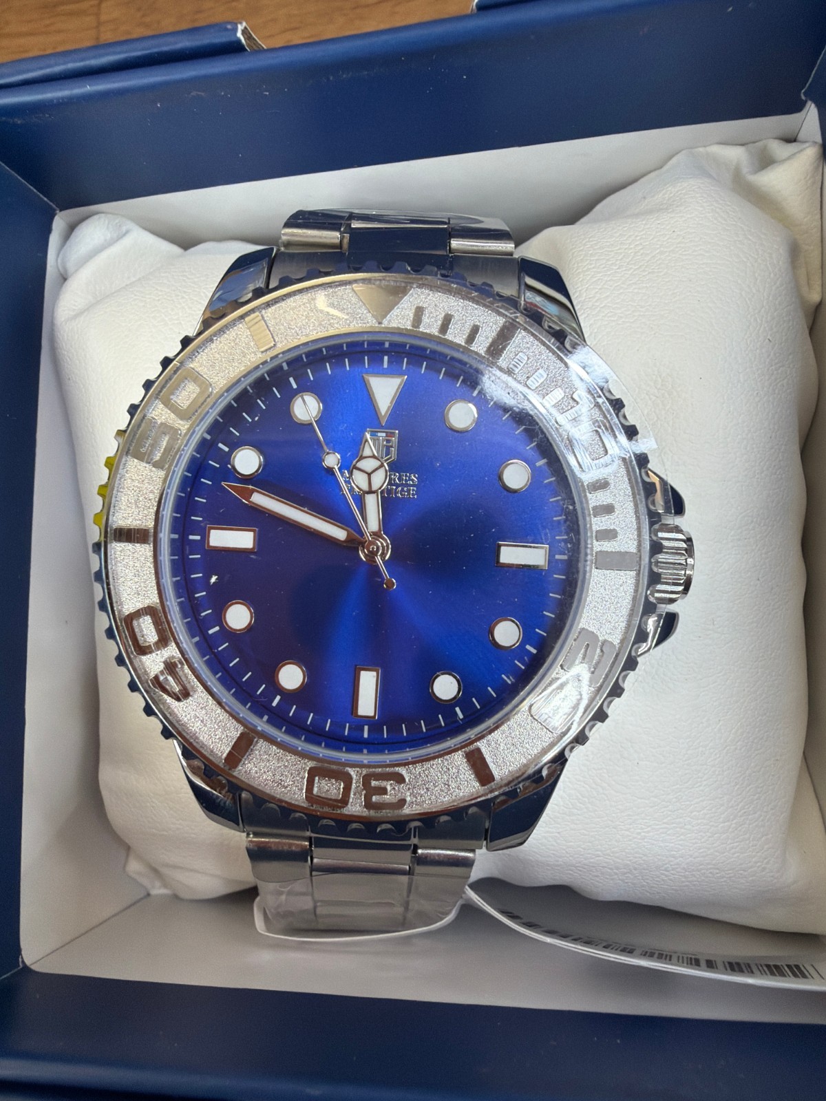Montres Prestige Men\'s Blue Dial Diver Watch Stainless NEW w/ Box Montres Prestige Men\'s Blue Dial Diver Watch Stainless NEW w/ Box
