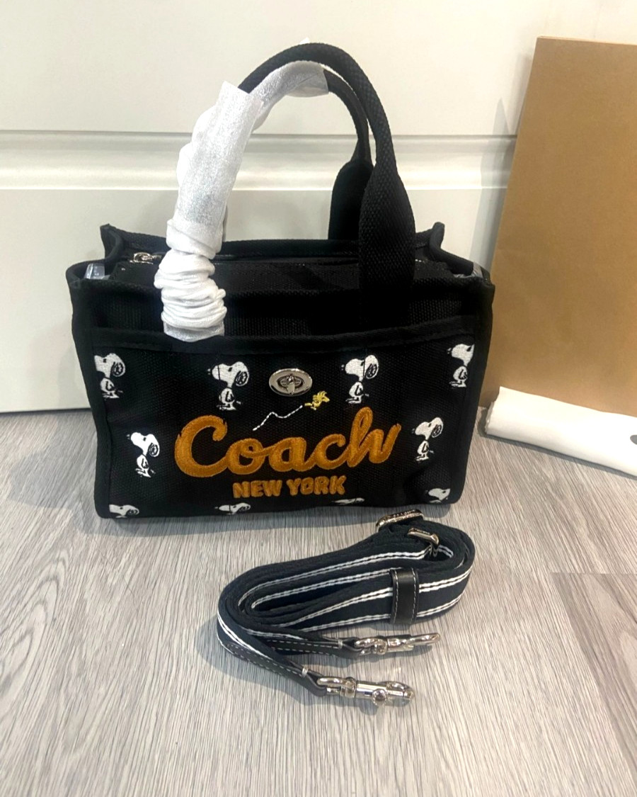 COACH x PEANUTS Cargo Tote Bag 26 Snoopy Print Black Multi CBF70 Outlet Freeship