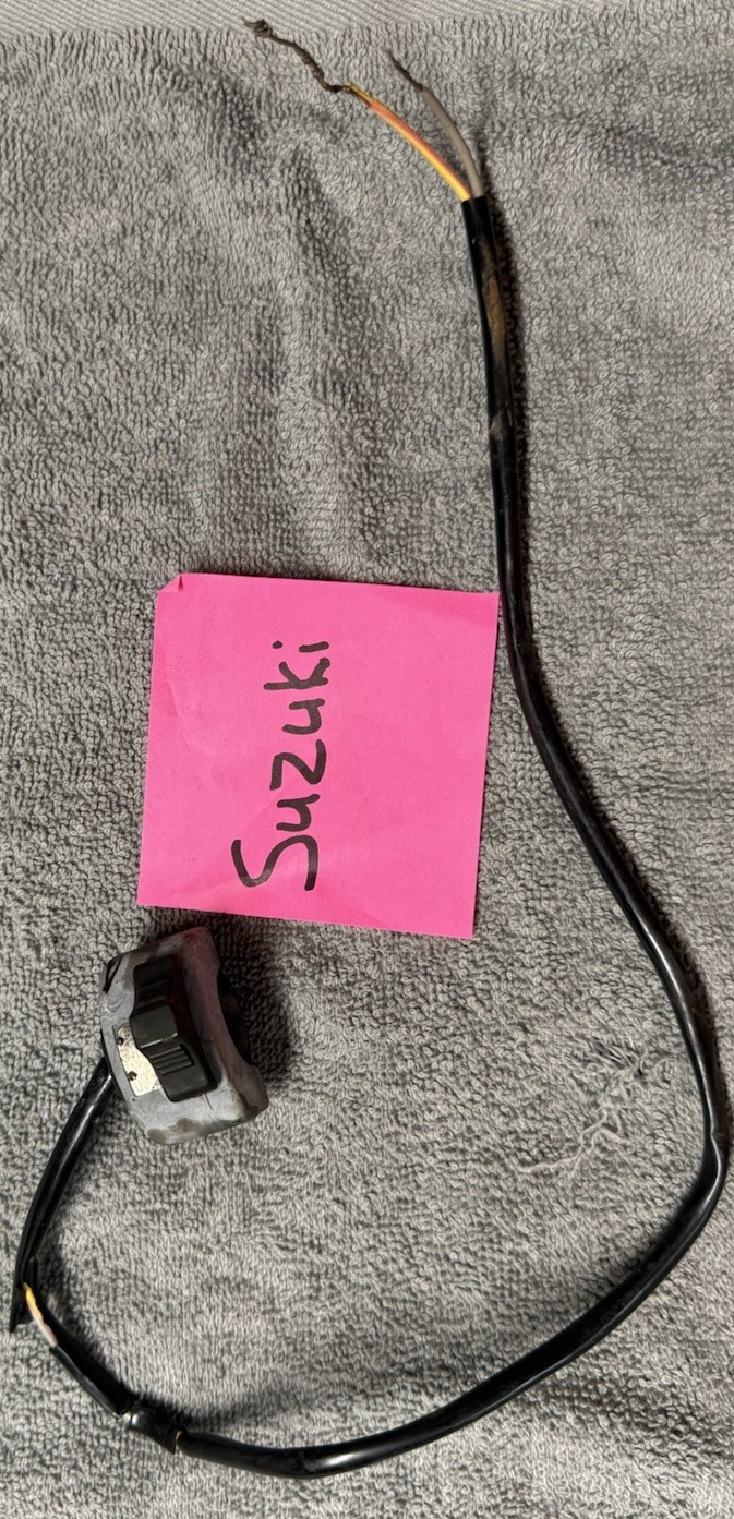 NOS Suzuki DS80 DS 80 1978-1979 Genuine Handlebar Switch 37250-37400 For Parts