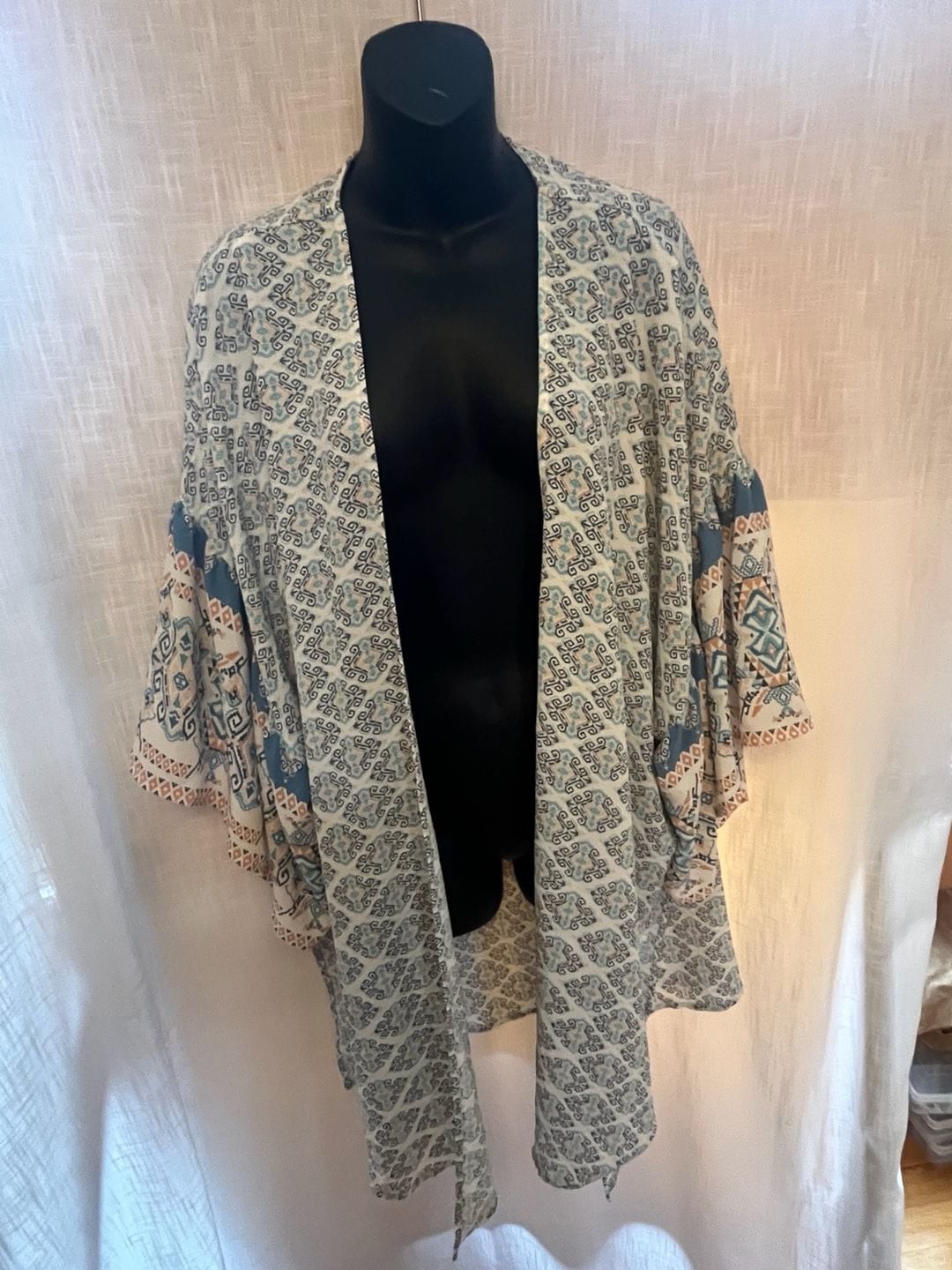 Haptics by Holly Harper Boho Bohemian Aztec Print Kimono Cardigan Cover Up 3X