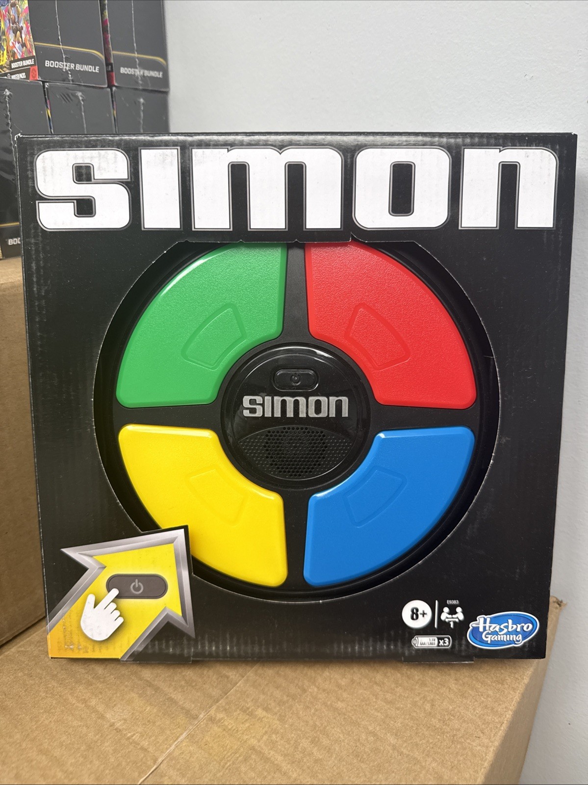 Hasbro SIMON Classic Electronic Memory Matching Game Lights & Sound NEW IN BOX