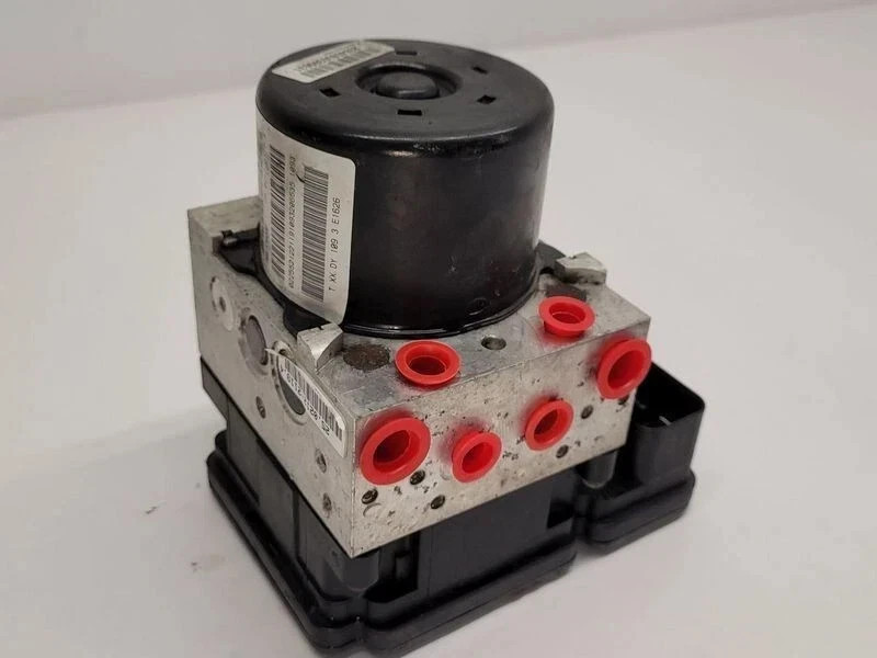 2013-2014 Dodge Charger ABS Control Module Anti Lock Brake Pump Assembly OEM