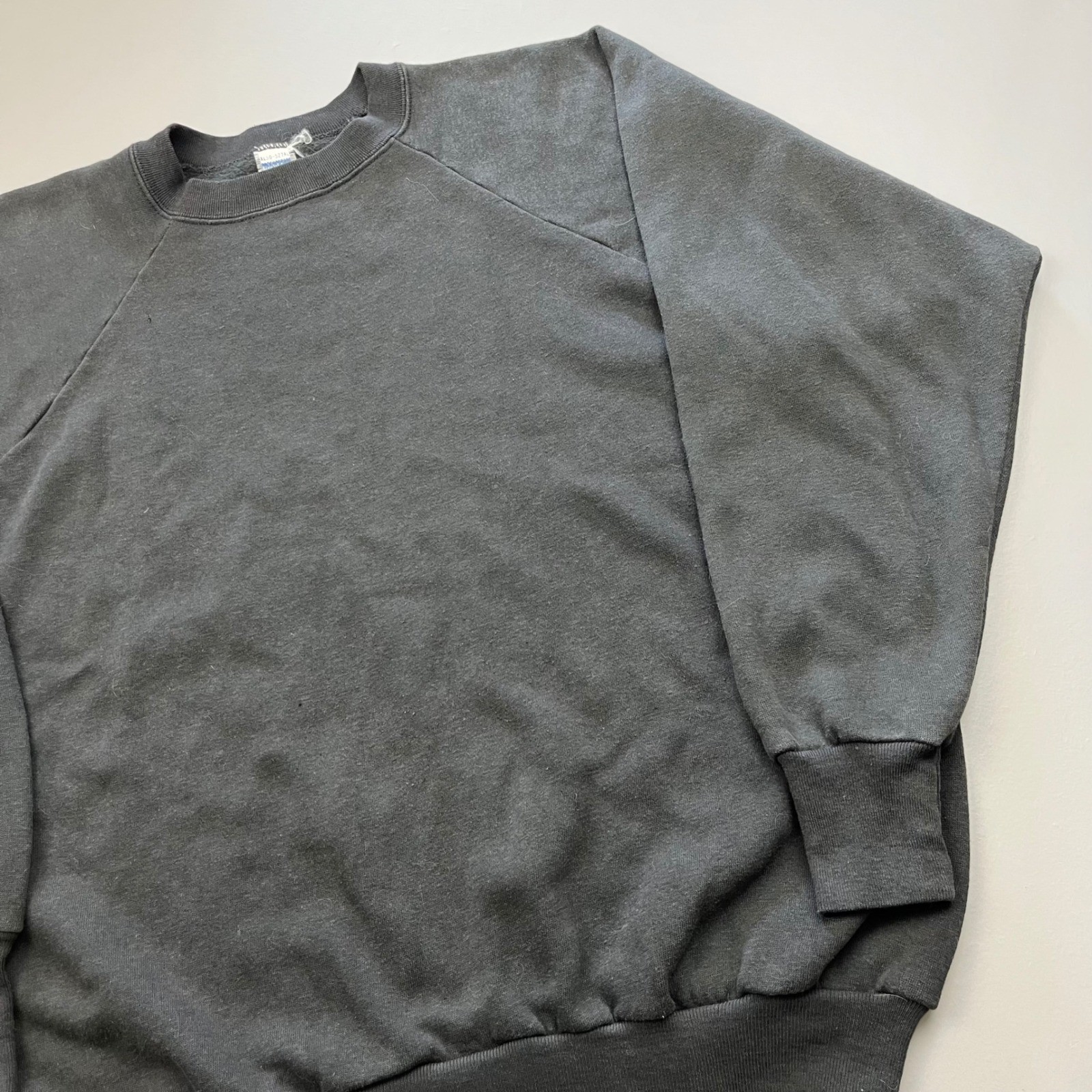 Healthknit Sweatshirt Mens XL Black Vintage Raglan Sleeve Fleece 70s USA Made Healthknit Sweatshirt Mens XL Black Vintage Raglan Sleeve Fleece 70s USA Made