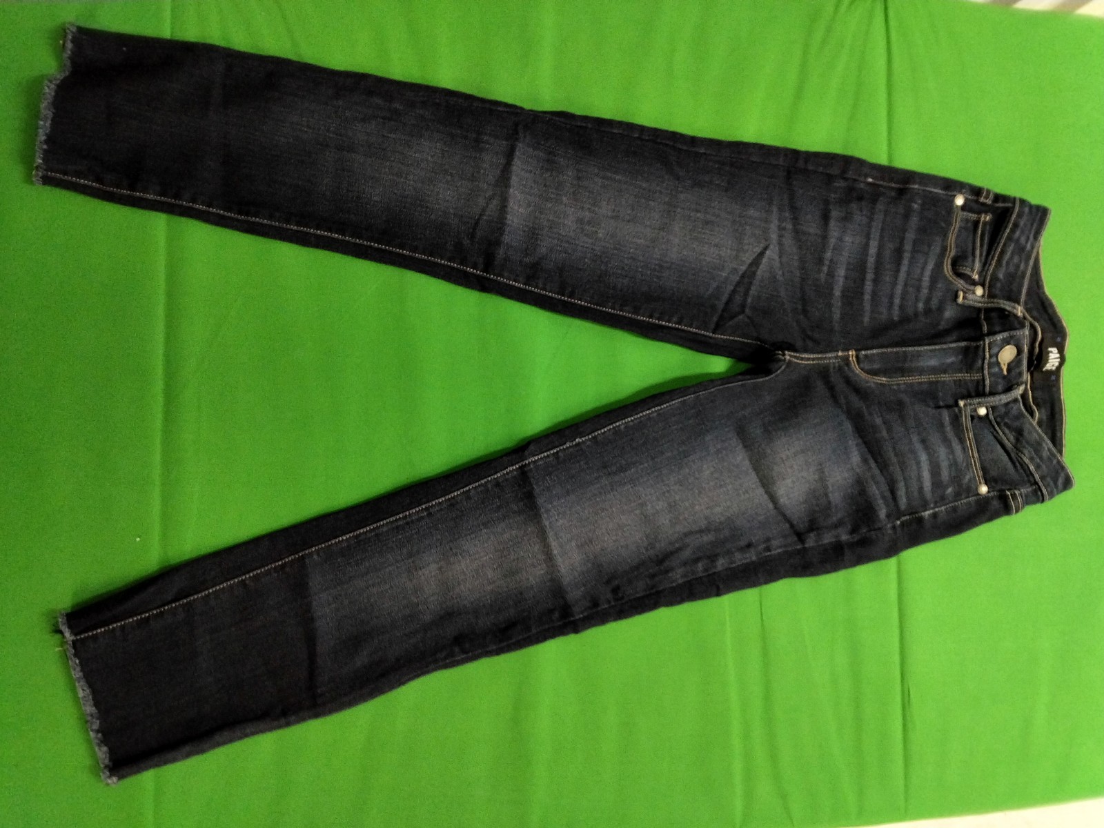 Paige Hoxton Ultra Skinny Mid-Rise Jean Women Size 23 Dark Blue+Stretch Paige Hoxton Ultra Skinny Mid-Rise Jean Women Size 23 Dark Blue+Stretch