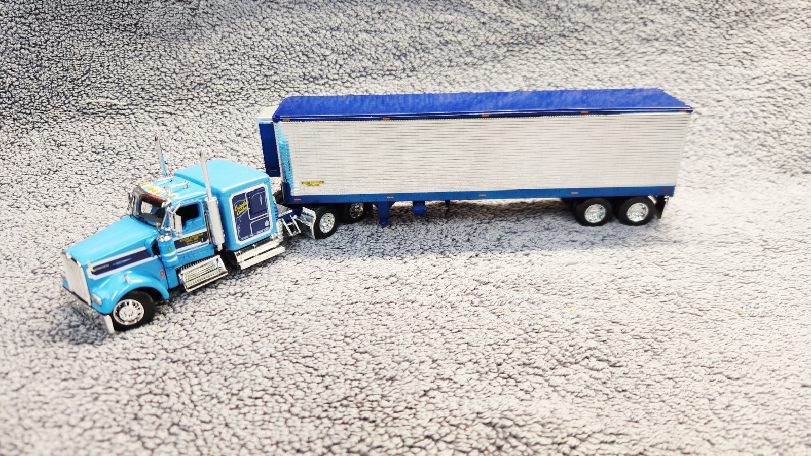 DCP 1/64 Kenworth W900A Legacy Series #2: Western Dist 
