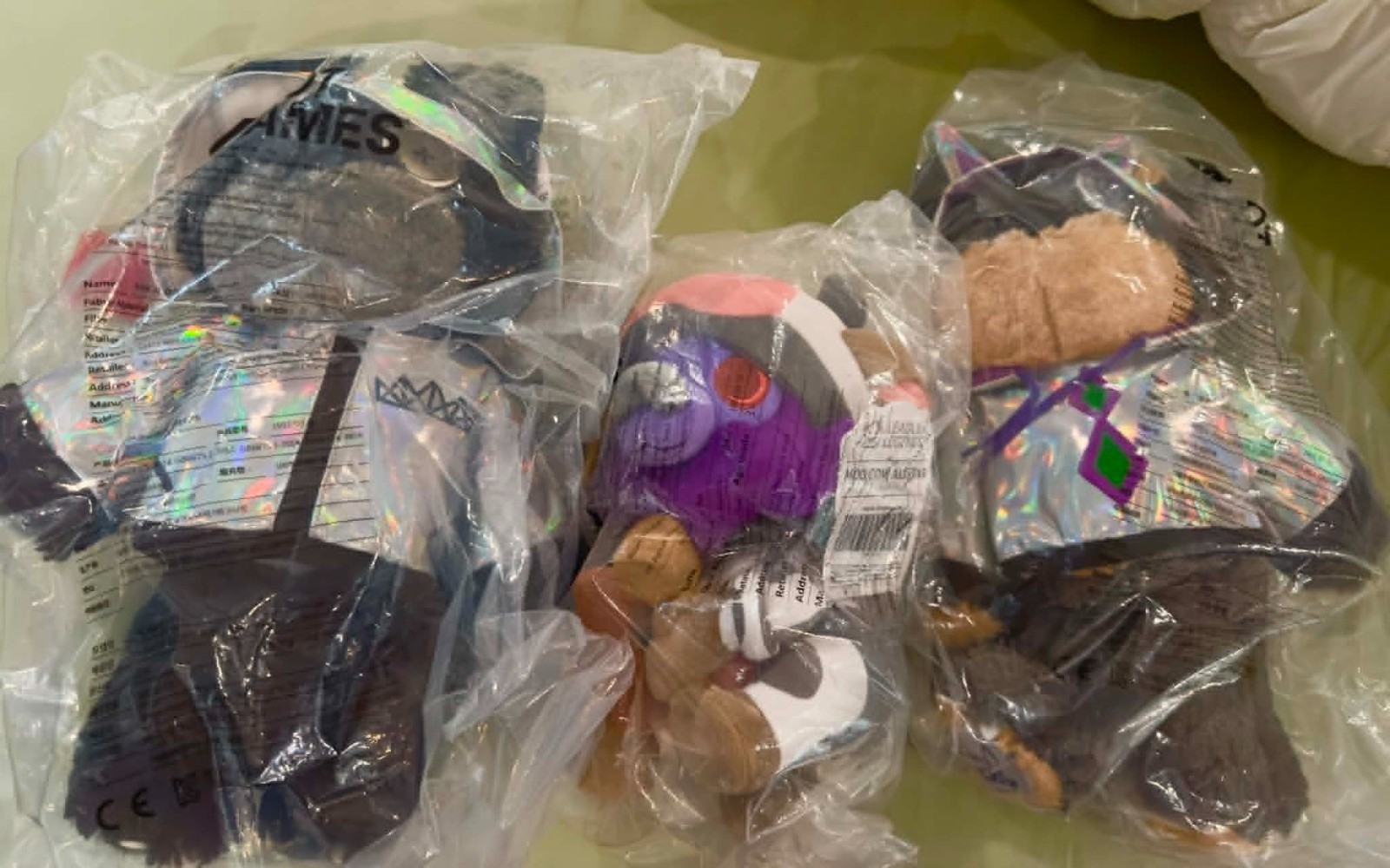 1x KDA ALL OUT TIBBERS, 1X BATTLE BUNNY TIBBERS, 1X MOO COW ALISTAR PLUSH