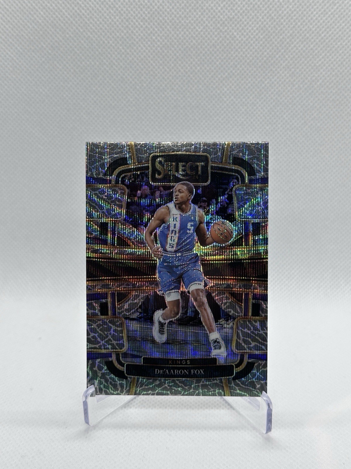 De\'Aaron Fox 2023-24 Panini Select - Concourse #49 Elephant Prizm Kings / Spurs