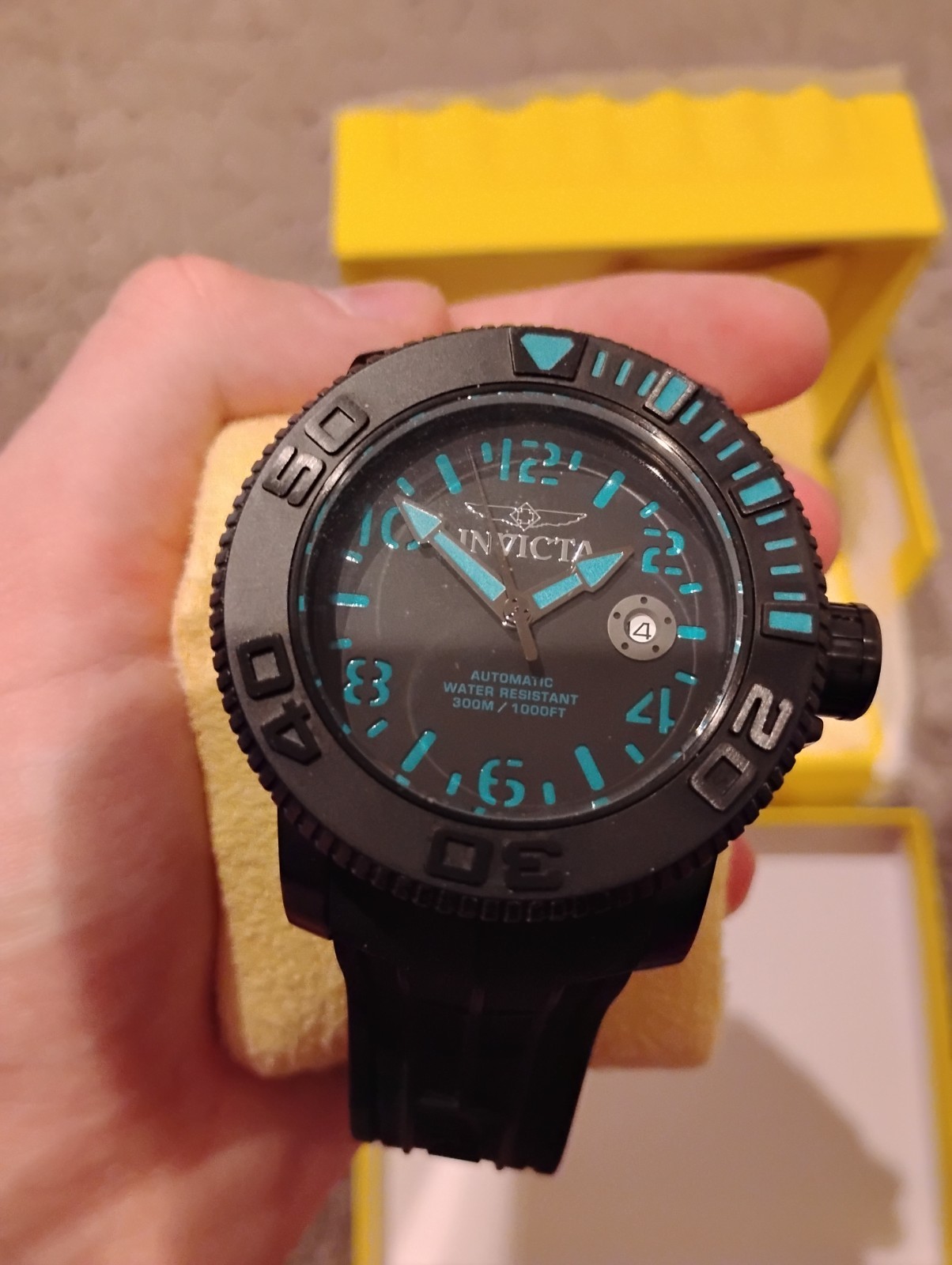 Invicta Rare Subaqua Specialty 511 Japan Movement Watch with Propeller 