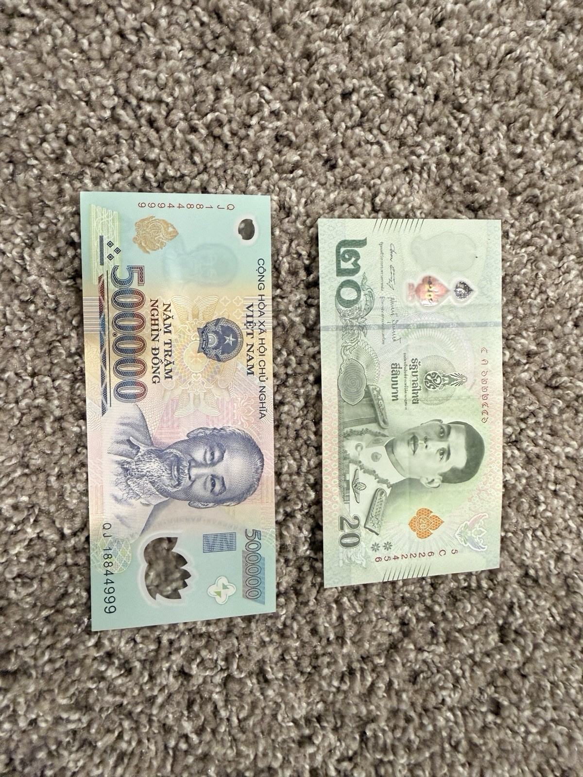 500.000 vnd Viet Nam Dong & Thailand 20 Baht Banknotes 100%Authentic-collectible 500.000 vnd Viet Nam Dong & Thailand 20 Baht Banknotes 100%Authentic-collectible