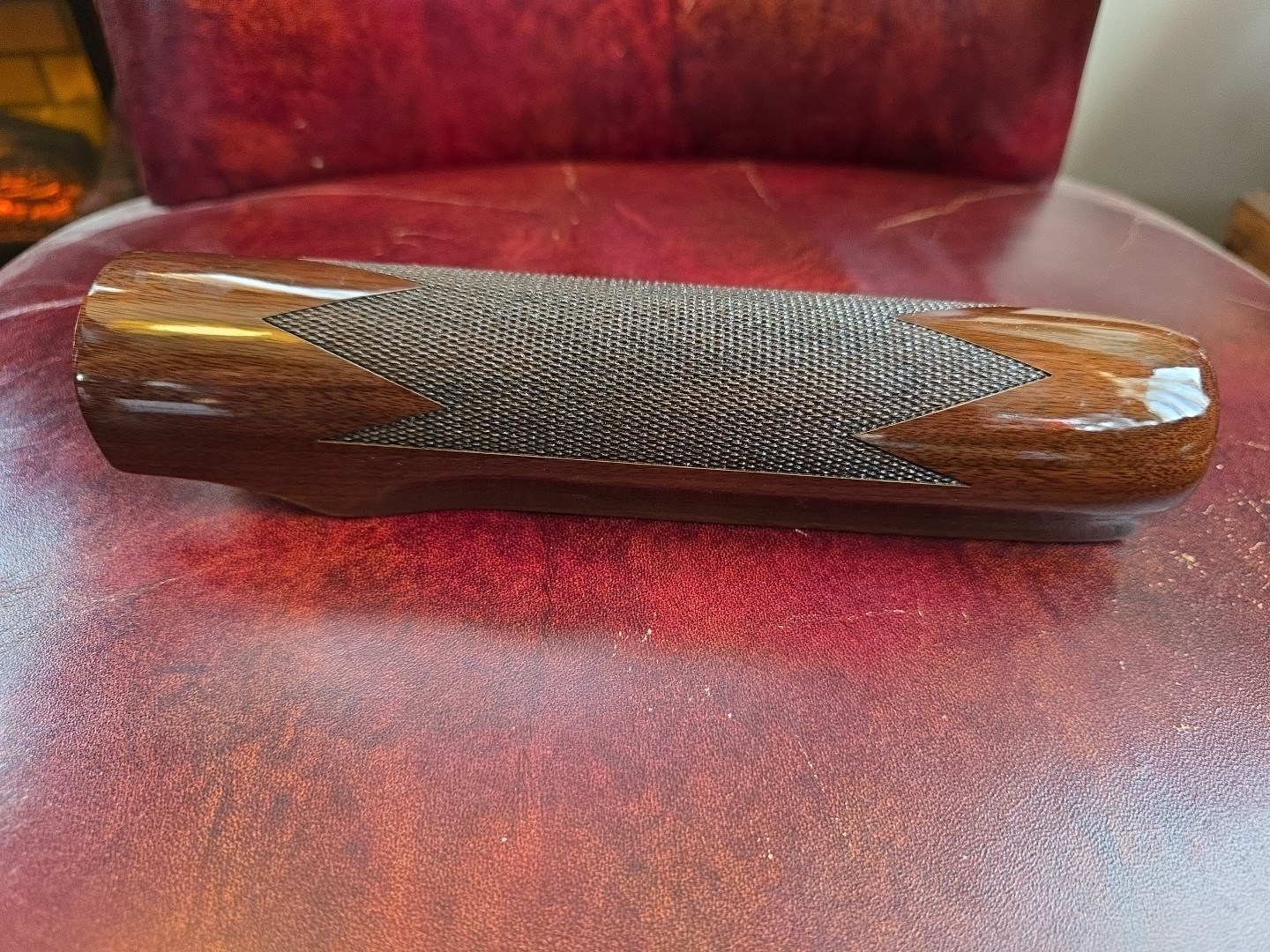 Remington 870 Wingmaster Forend, Walnut 410ga. Remington 870 Wingmaster Forend, Walnut 410ga.