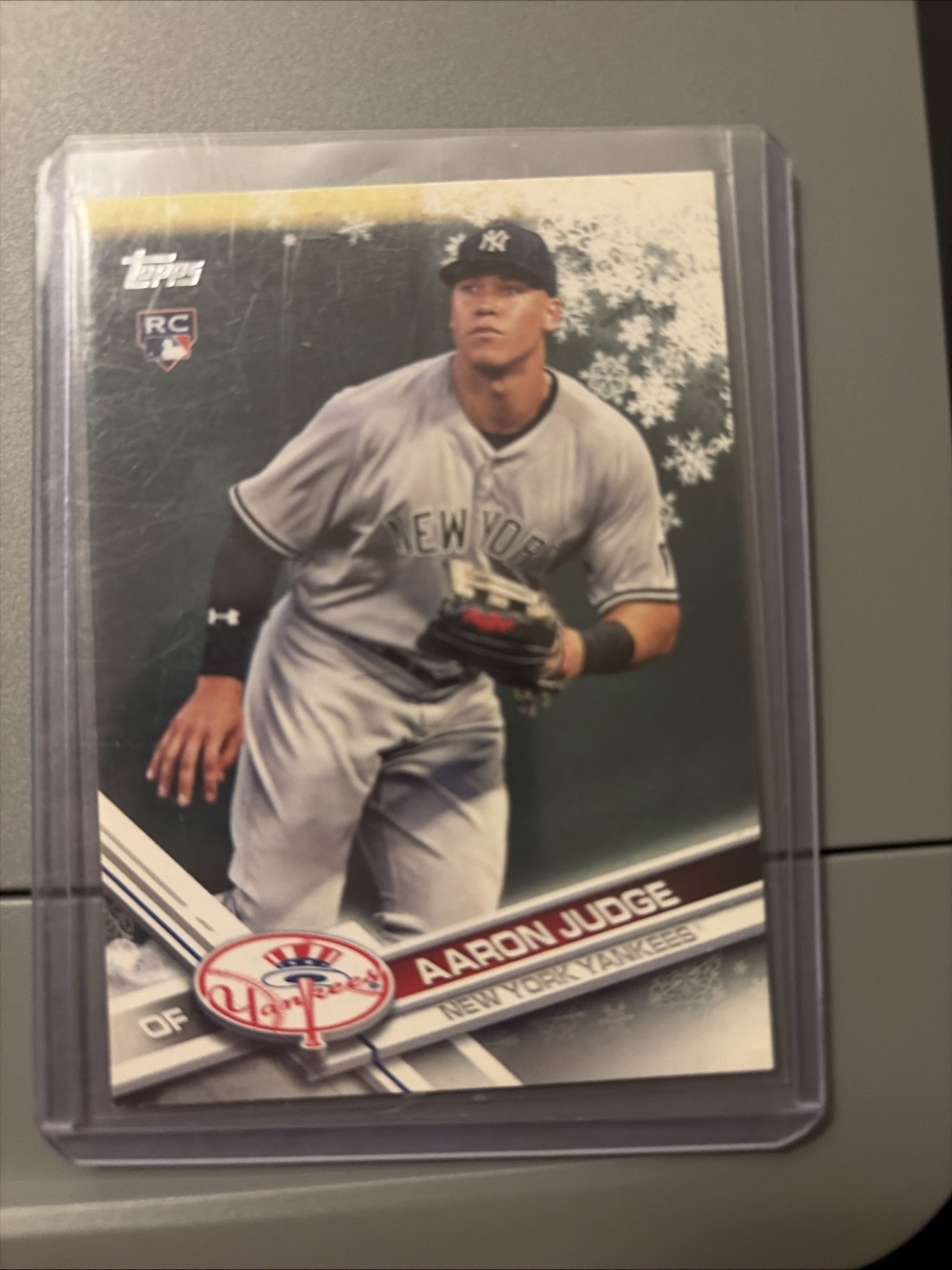 2017 Topps Holiday - Aaron Judge #HMW99 (RC) 2017 Topps Holiday - Aaron Judge #HMW99 (RC)