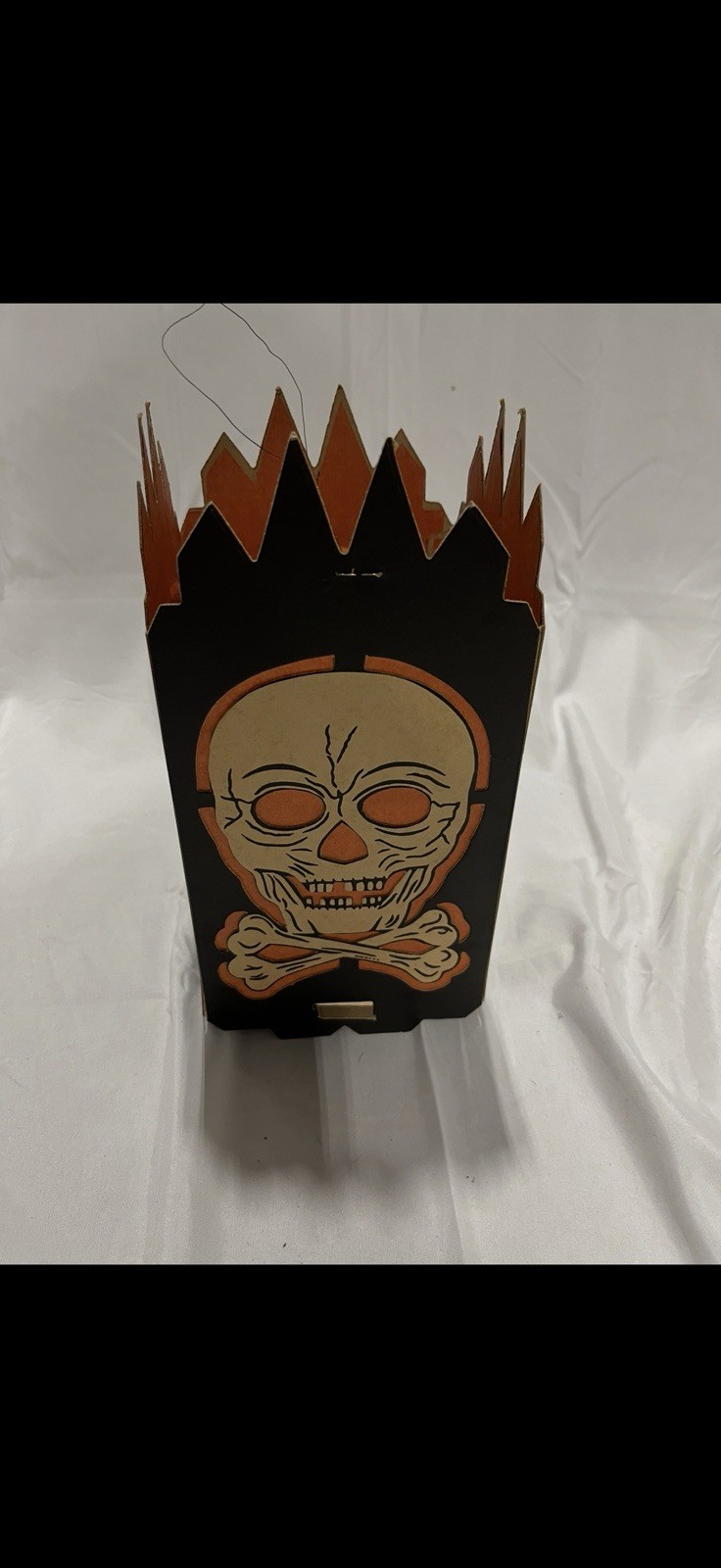 Vintage Halloween Skull Cardboard Wall Hanging Decor Set of 2 Black/Orange Vintage Halloween Skull Cardboard Wall Hanging Decor Set of 2 Black/Orange