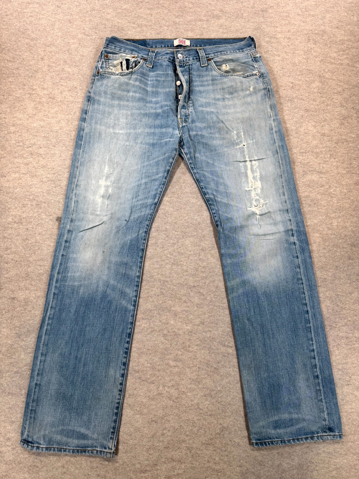 Vintage Levi\'s 501 Straight Leg Jeans Men 36x34 Blue Denim Light Wash Button Fly