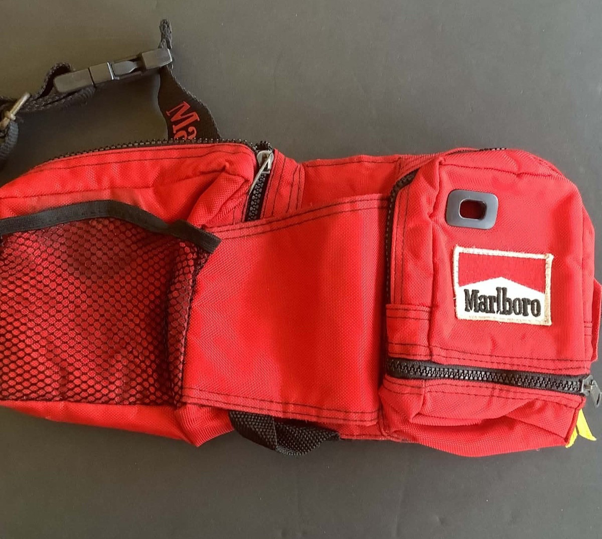 Vintage 1990\'s Marlboro Adventure Team Fanny Pack/Water Bottle Utility Belt Cool Vintage 1990\'s Marlboro Adventure Team Fanny Pack/Water Bottle Utility Belt Cool