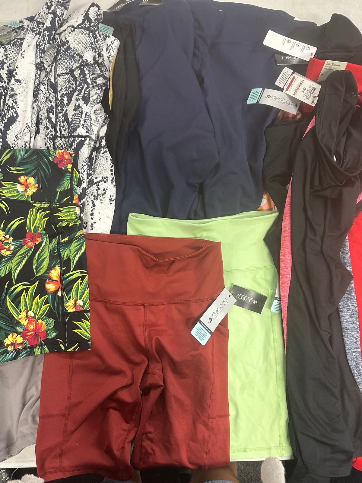 Women\'s NEW Leggings Wholesale Lot, IDEOLOGY 15 items, Shelf Pulls, MSRP $468