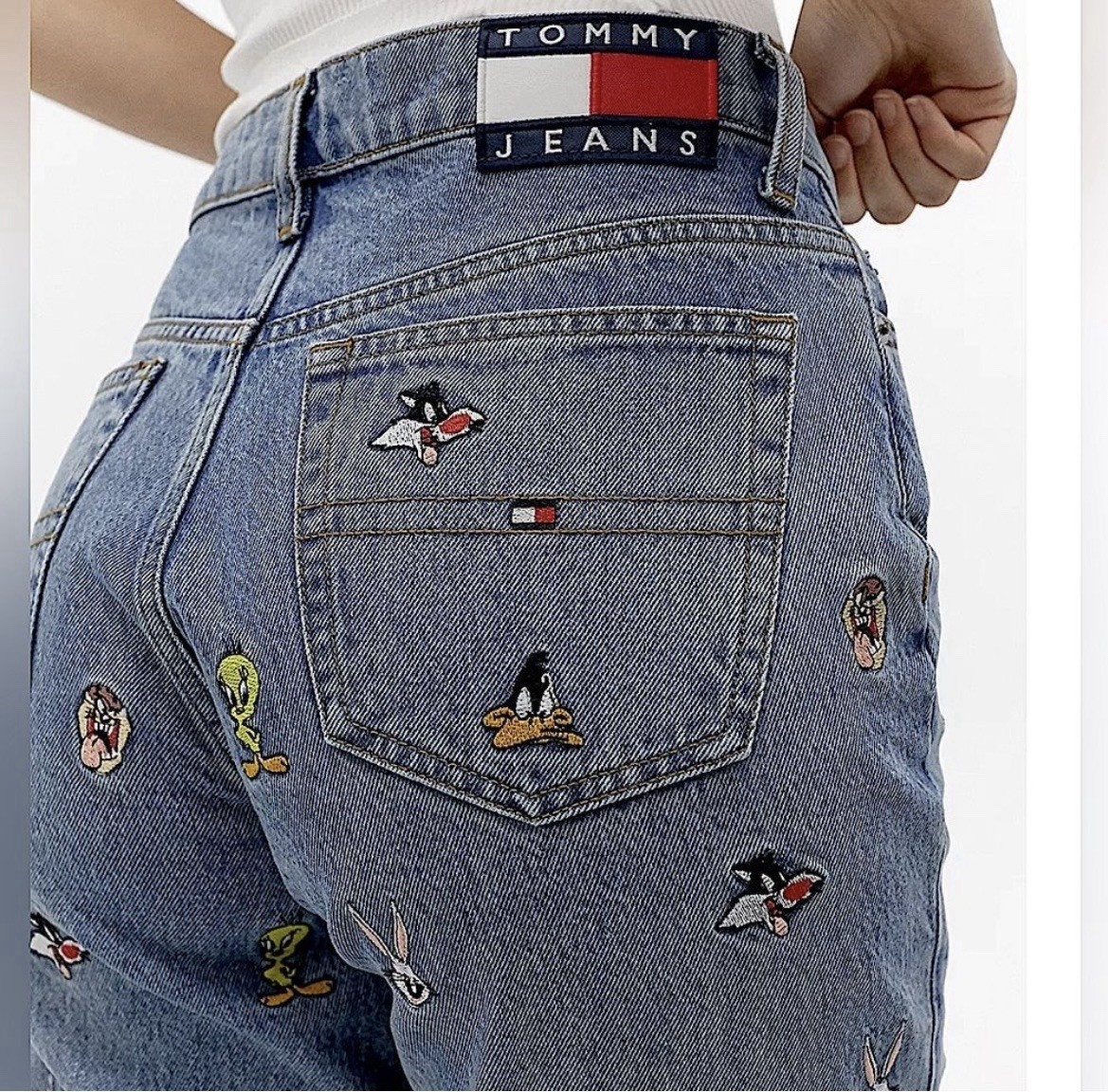 Rare Tommy Jeans X Looney Tunes Mom Jean Rare Tommy Jeans X Looney Tunes Mom Jean