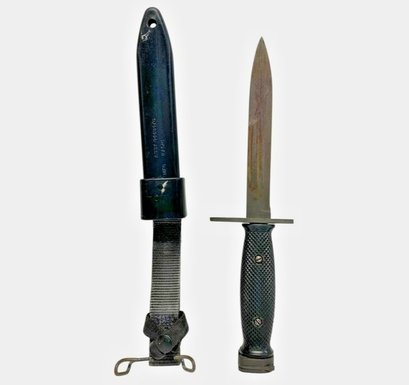 Vintage USGI M7  Bayone With M10 ASSY 8448476 Sheath