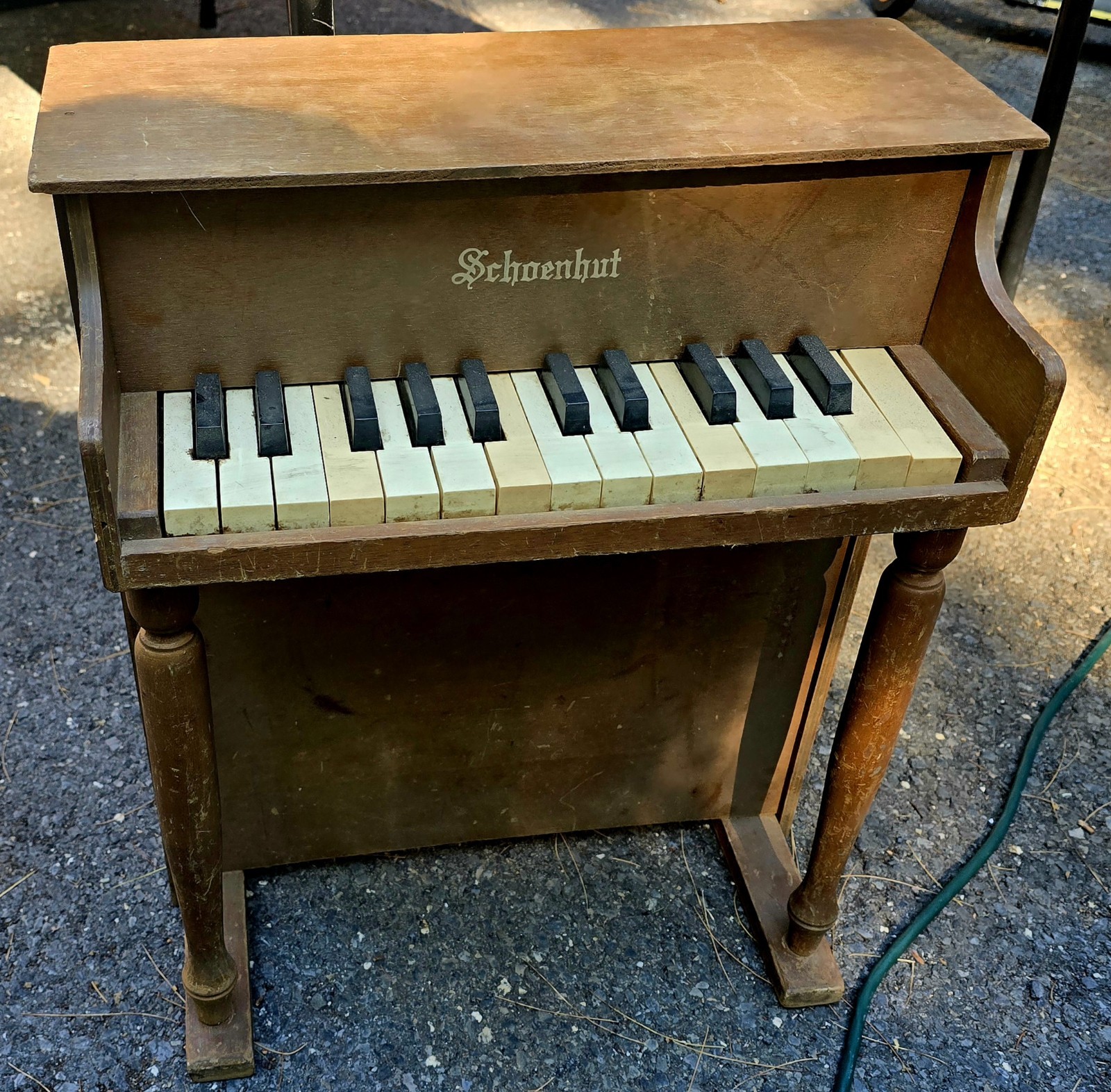 Vintage Working Schoenhut Upright Piano - 25 Keys Working