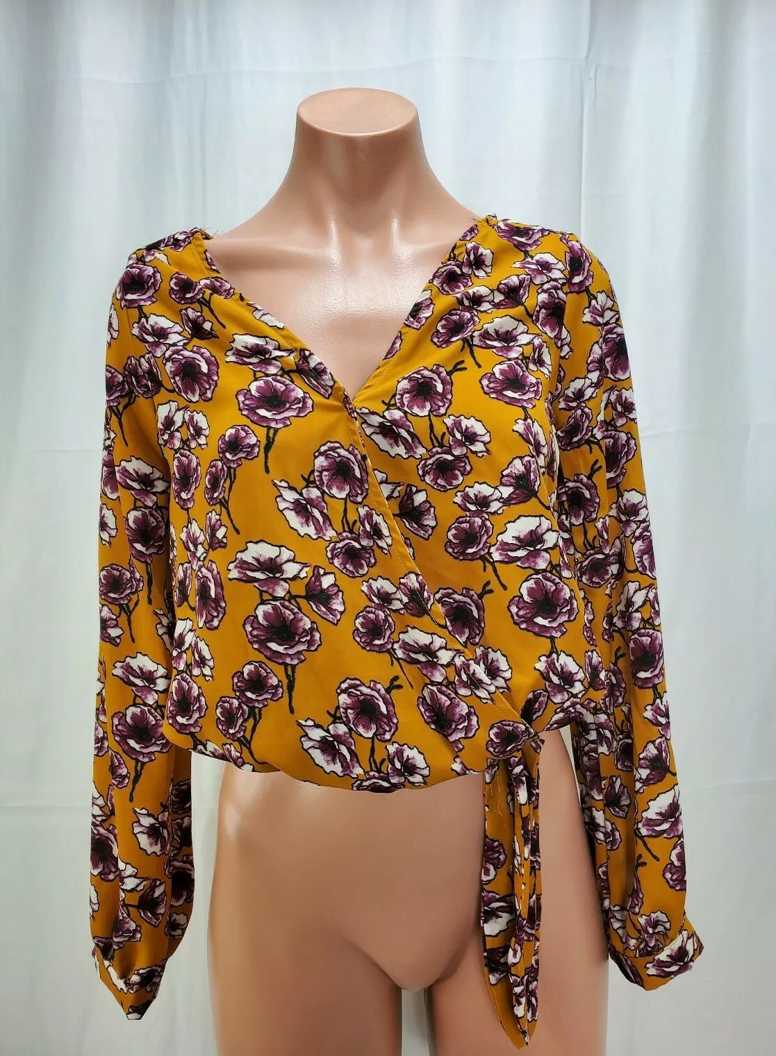 Abbeline South Moon Under Women\'s V-Neck Gold Floral Wrap Top Blouse Small NWT Abbeline South Moon Under Women\'s V-Neck Gold Floral Wrap Top Blouse Small NWT