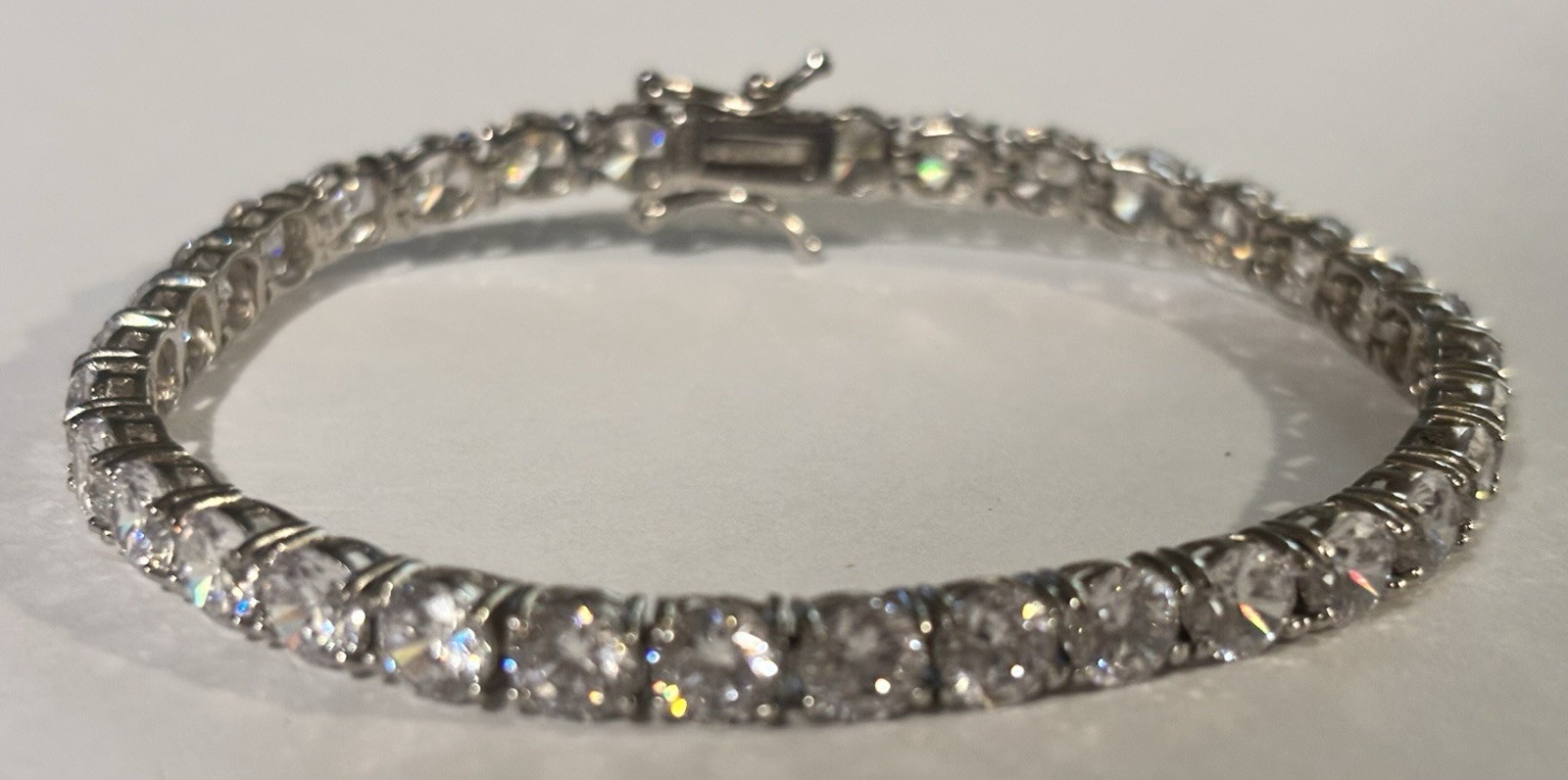 Jtv Round Sterling Silver Brilliant Moissanite 3-4mm NWOT 8” Tennis Bracelet Jtv Round Sterling Silver Brilliant Moissanite 3-4mm NWOT 8” Tennis Bracelet