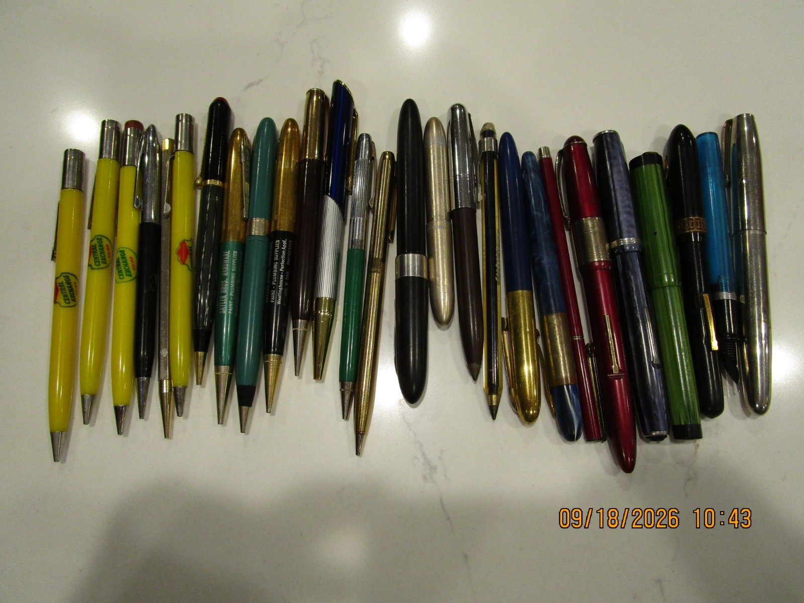 Lot of 19 Vintage Pens Fountains Pens & Mechanical Pencils