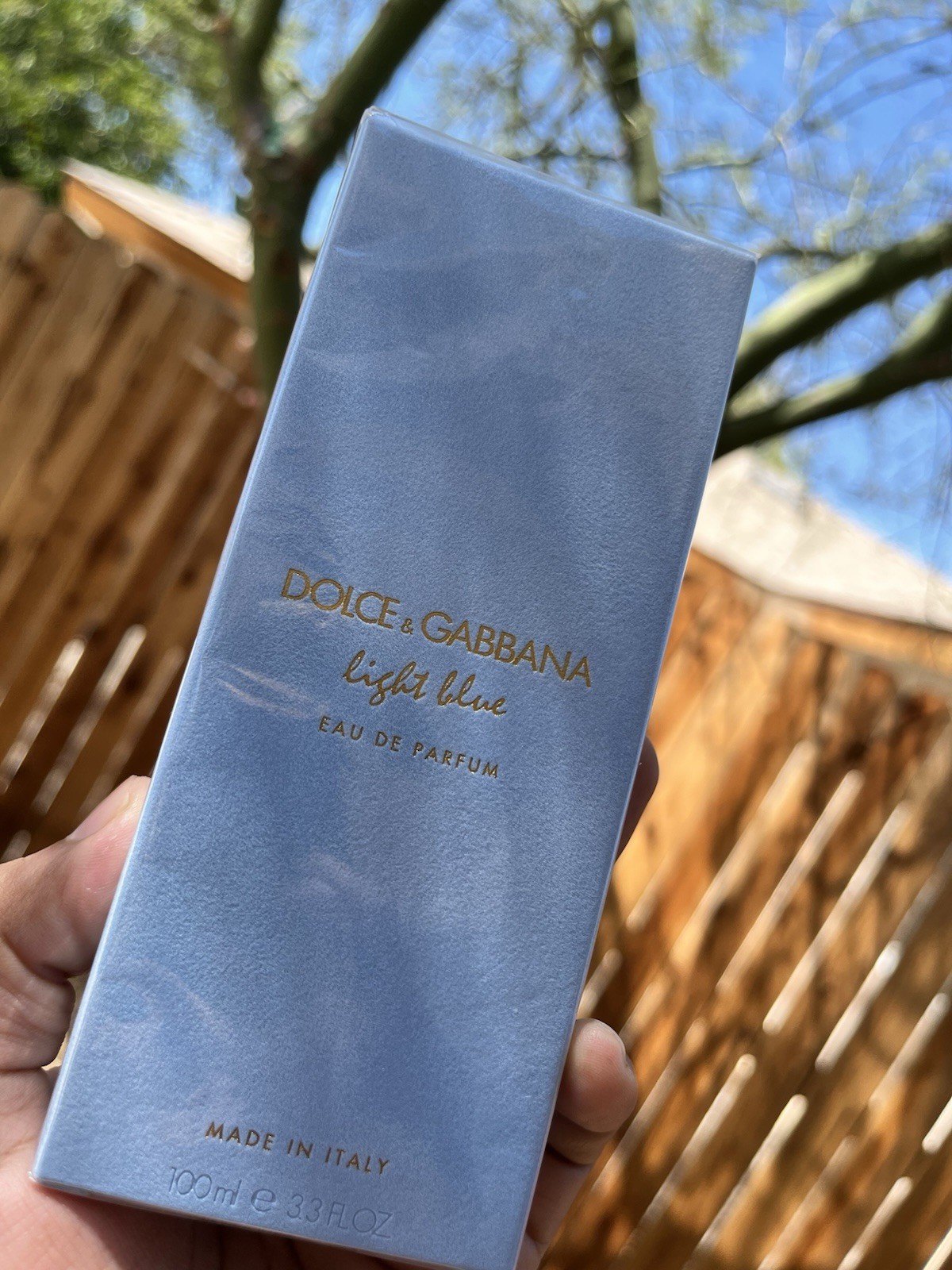 Authentic Dolce&Gabbana Light Blue Eau de Parfum Spray 3.3 fl oz Authentic Dolce&Gabbana Light Blue Eau de Parfum Spray 3.3 fl oz