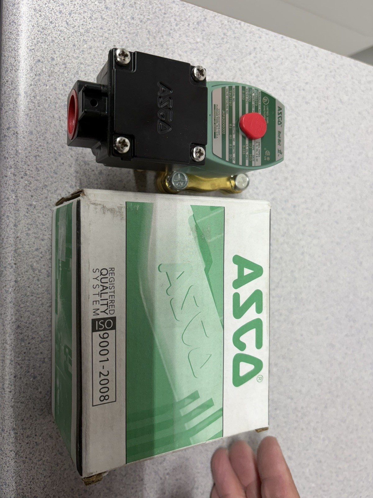 Asco Red-Hat Solenoid Valve #8210G002 1/2” 120/60 110/50 NEW in the box