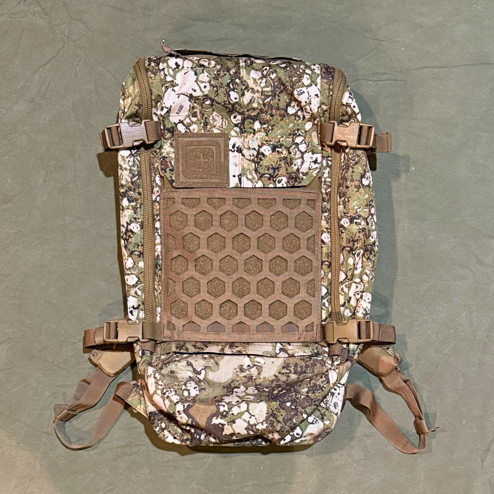 Prototype Sample Geo-7 Camo 5.11 Tactical All Missions Pack AMP24 32L Backpack Prototype Sample Geo-7 Camo 5.11 Tactical All Missions Pack AMP24 32L Backpack