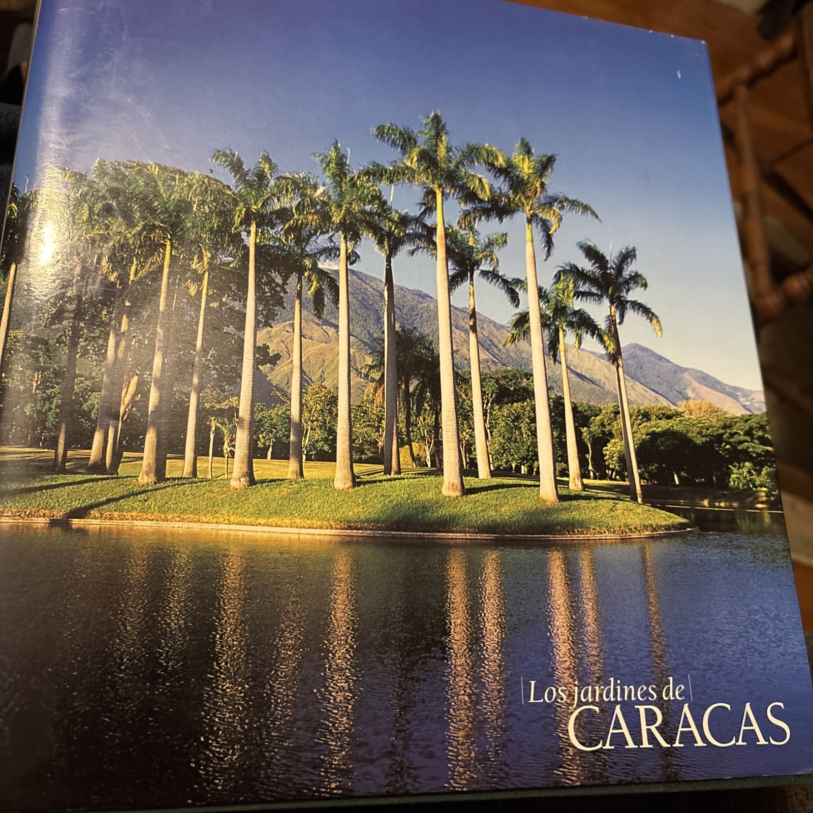 Signed Los Jardines de Caracas - The Gardens of Caracas Venezuela - Spanish